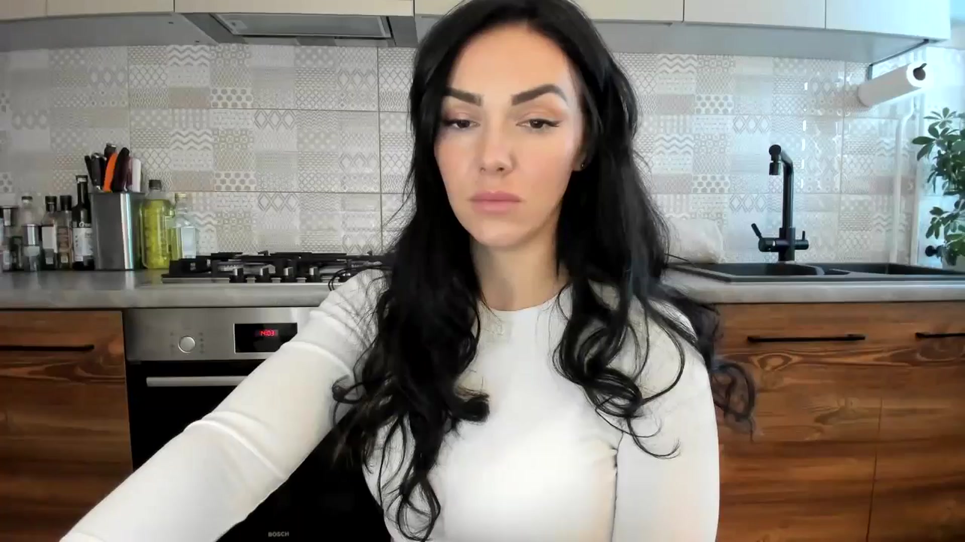 Gallery image thumbnail from MissNelly_'s myfreecams stream on, 10/23/2024, 11:43 image 13 of 20