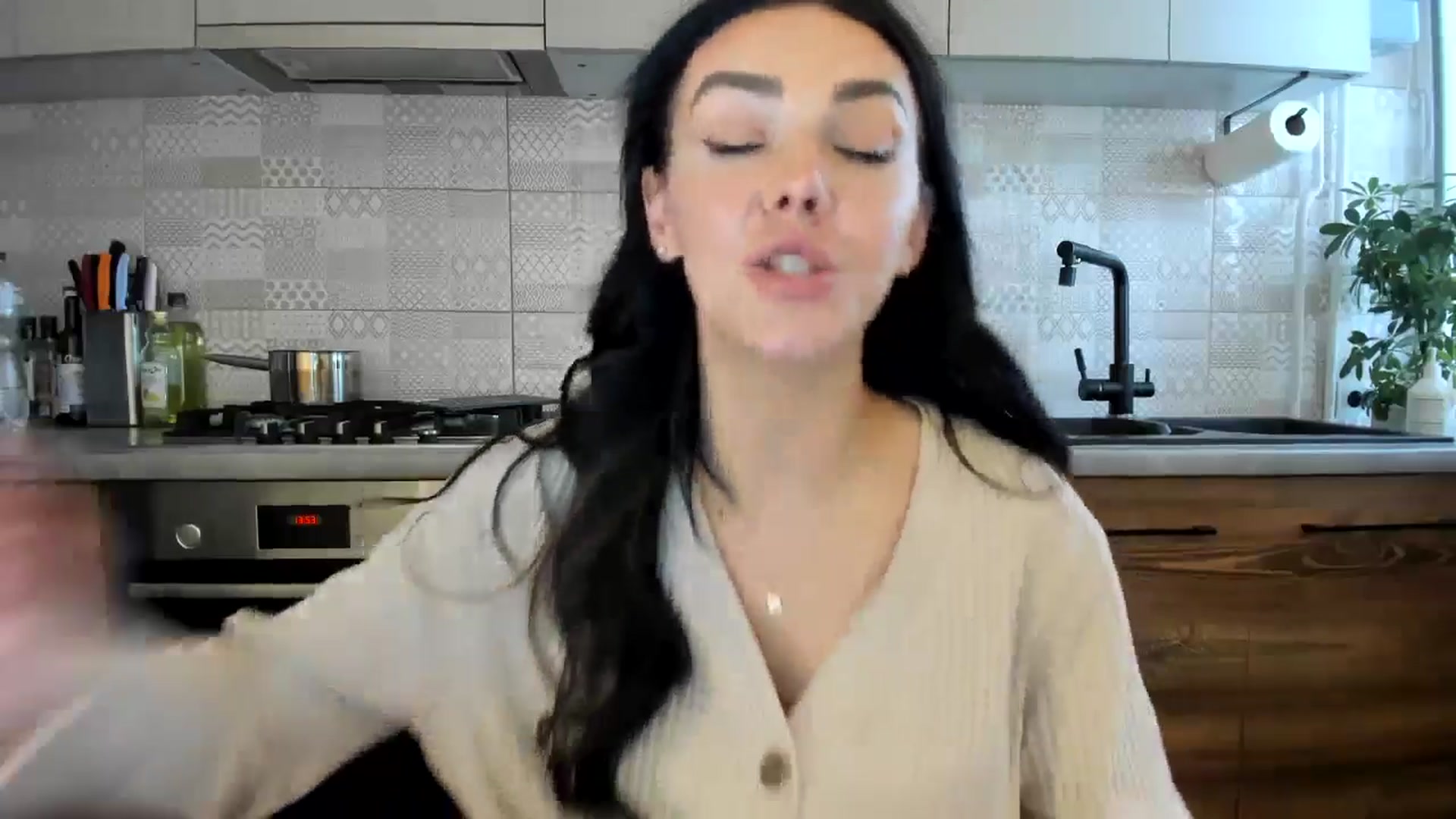 Gallery image thumbnail from MissNelly_'s myfreecams stream on, 10/24/2024, 13:34 image 2 of 20