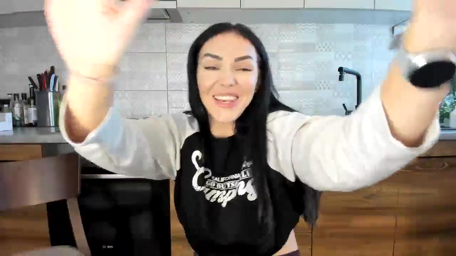 Gallery image thumbnail from MissNelly_'s myfreecams stream on, 10/25/2024, 11:03 image 15 of 20