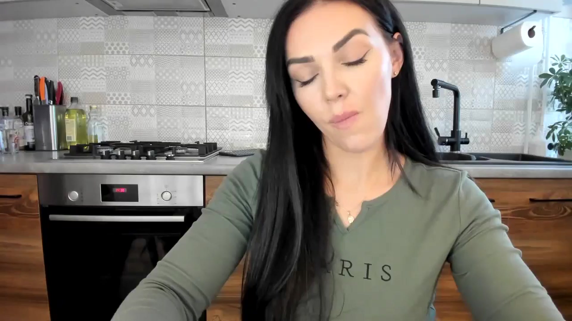 Gallery image thumbnail from MissNelly_'s myfreecams stream on, 10/26/2024, 13:05 image 6 of 20
