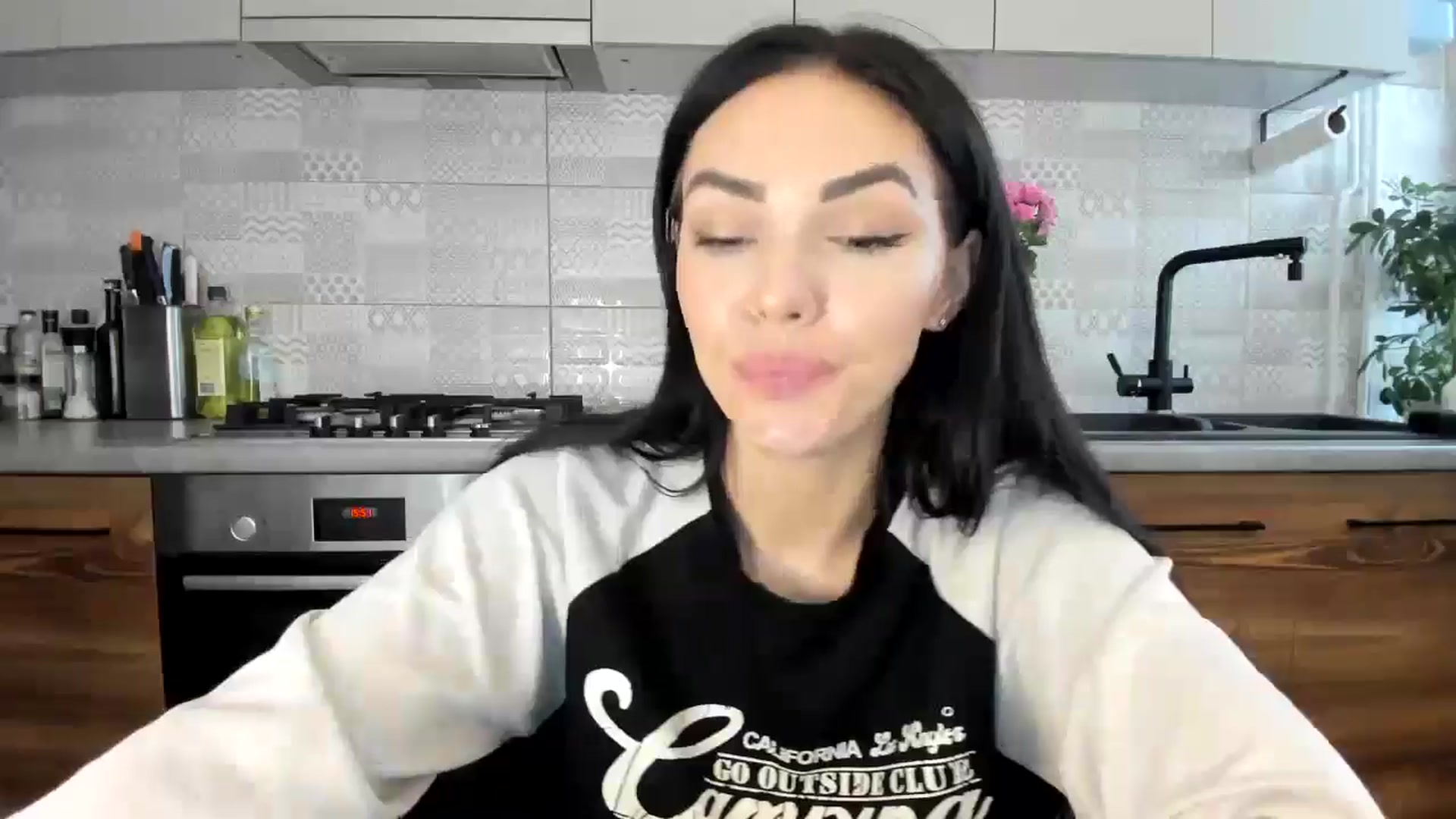 Gallery image thumbnail from MissNelly_'s myfreecams stream on, 10/27/2024, 13:00 image 11 of 20