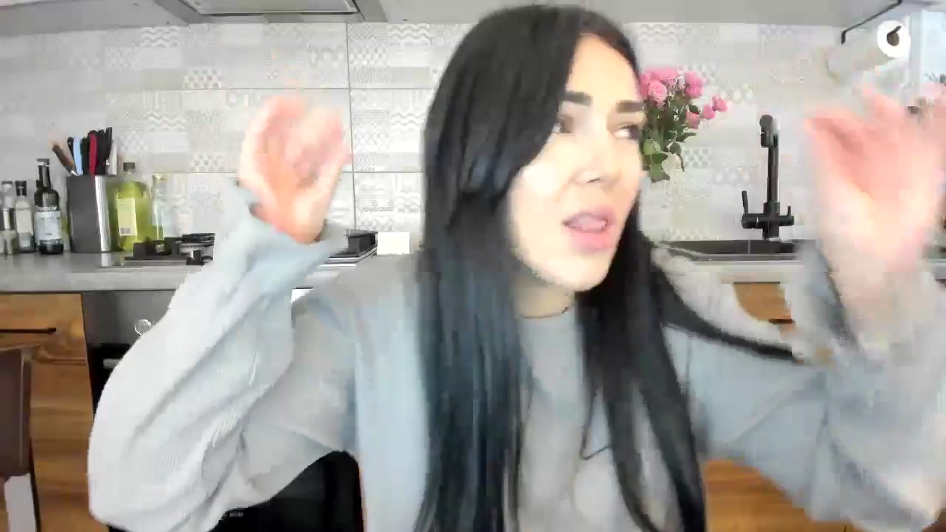 Gallery image thumbnail from MissNelly_'s myfreecams stream on, 10/29/2024, 11:38 image 6 of 20