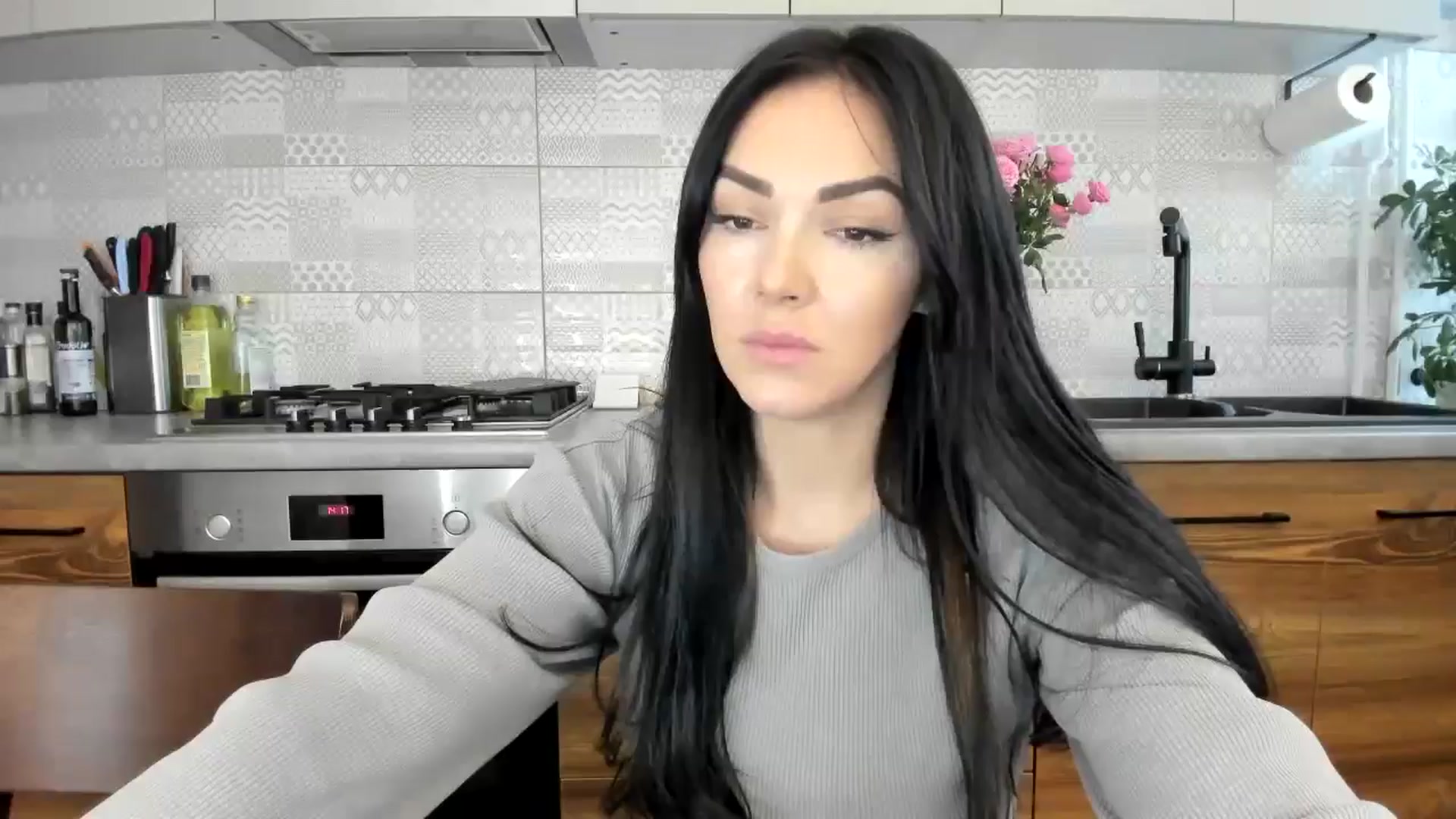 Gallery image thumbnail from MissNelly_'s myfreecams stream on, 10/29/2024, 12:56 image 11 of 20