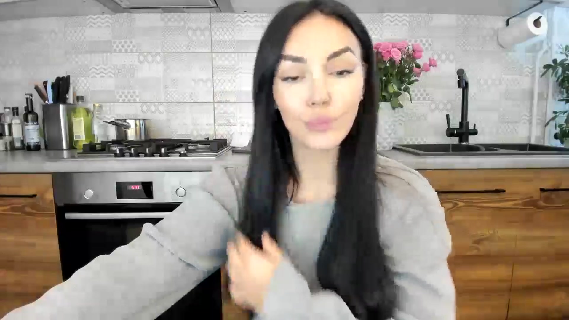 Gallery image thumbnail from MissNelly_'s myfreecams stream on, 10/29/2024, 14:05 image 11 of 20