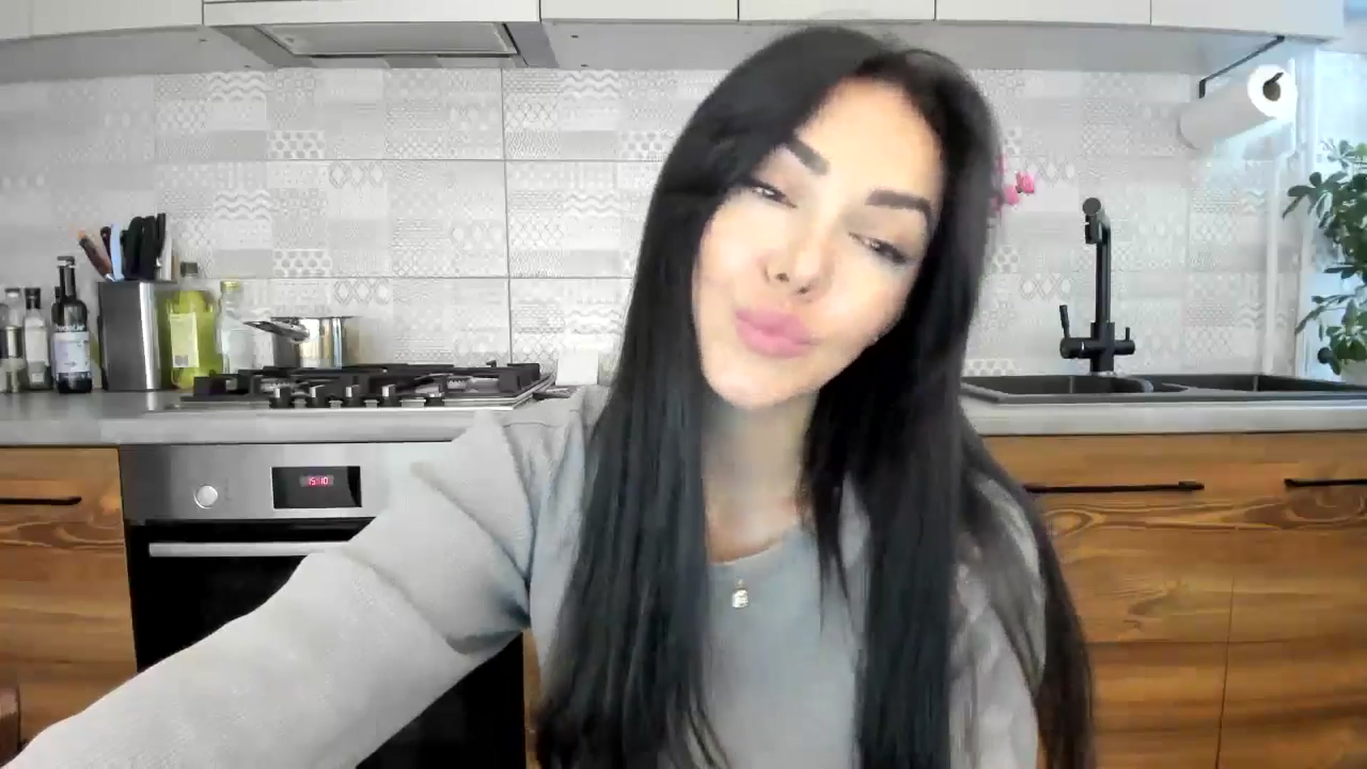 Gallery image thumbnail from MissNelly_'s myfreecams stream on, 10/29/2024, 14:05 image 3 of 20