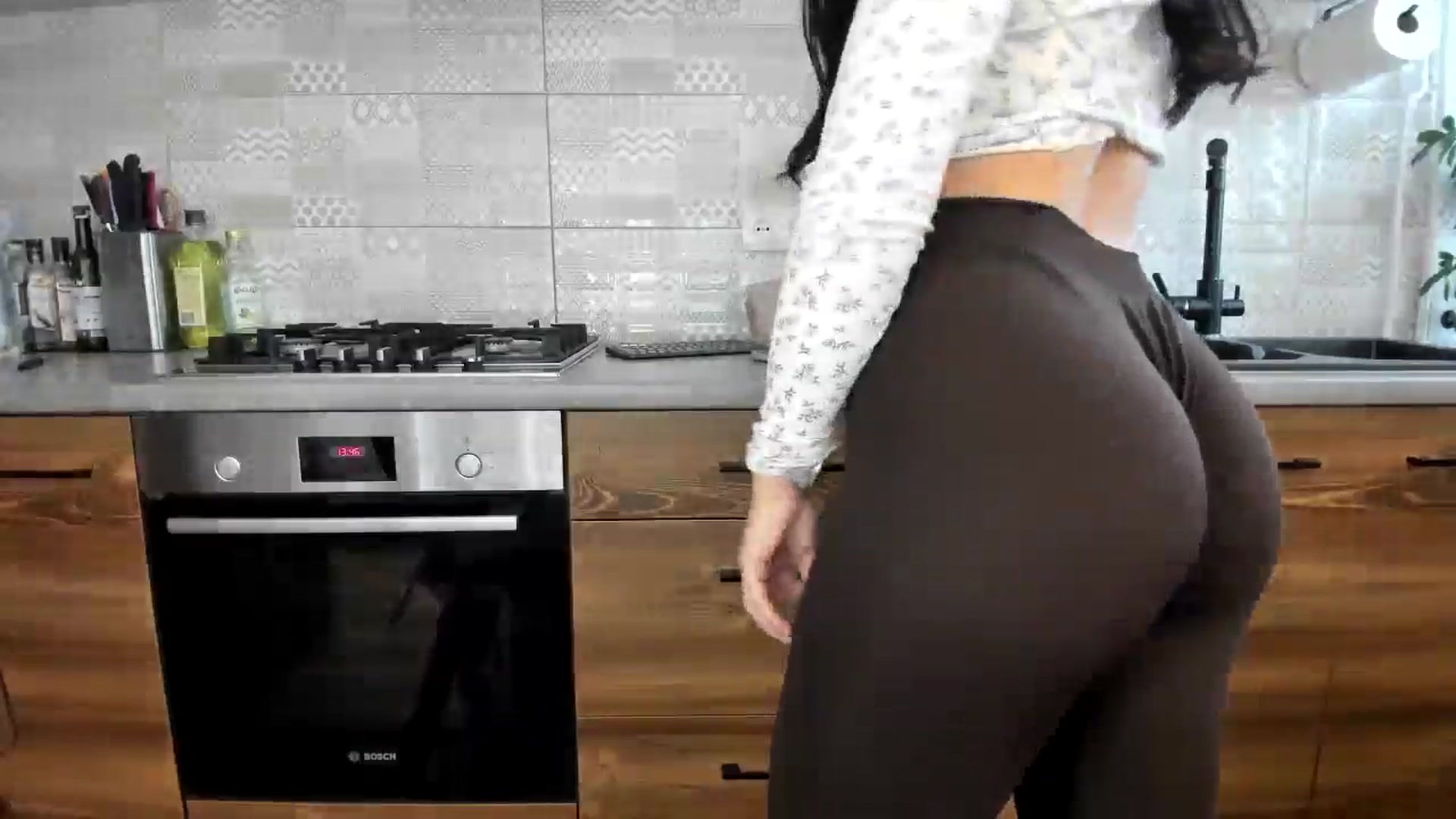 Gallery image thumbnail from MissNelly_'s myfreecams stream on, 10/30/2024, 12:30 image 15 of 20