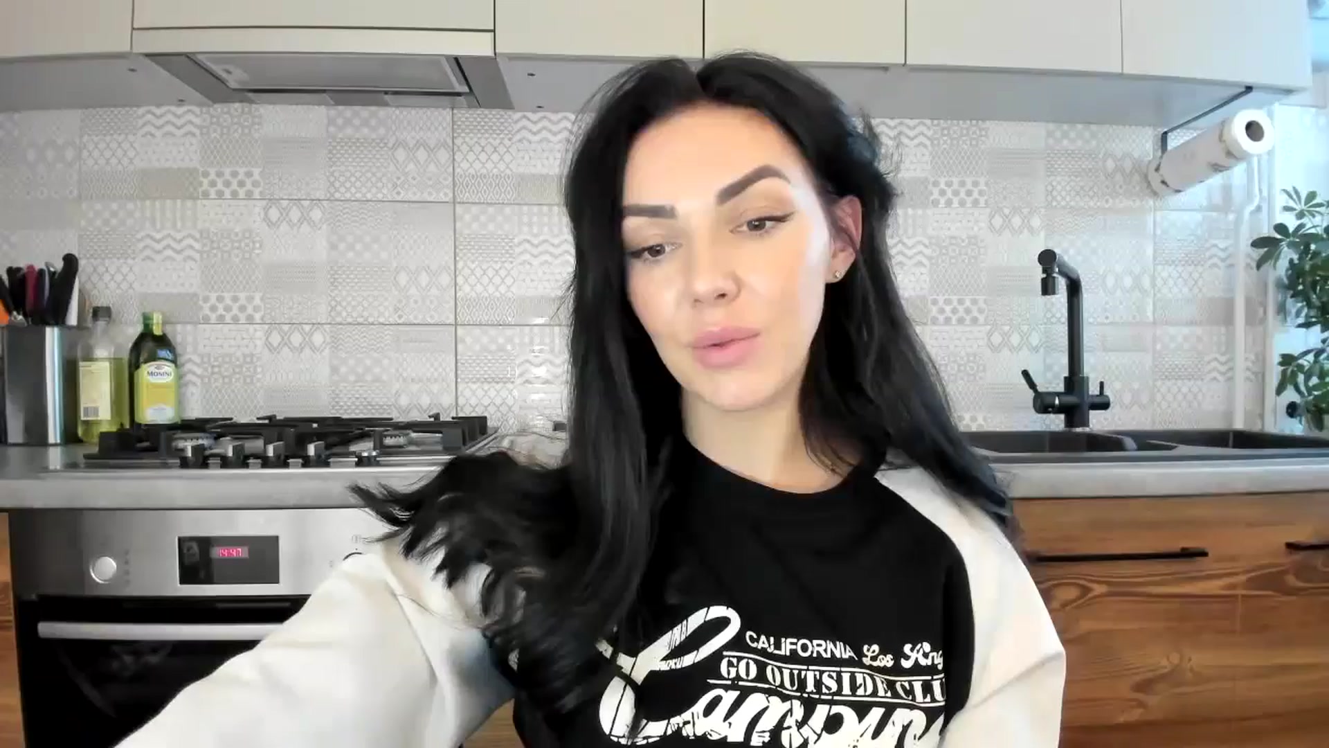 Gallery image thumbnail from MissNelly_'s myfreecams stream on, 11/07/2024, 13:06 image 1 of 20
