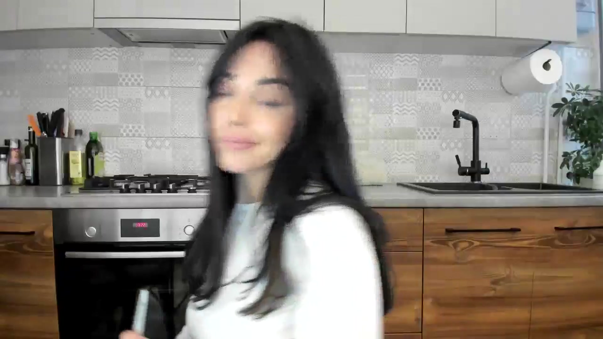 Gallery image thumbnail from MissNelly_'s myfreecams stream on, 11/08/2024, 12:04 image 13 of 20