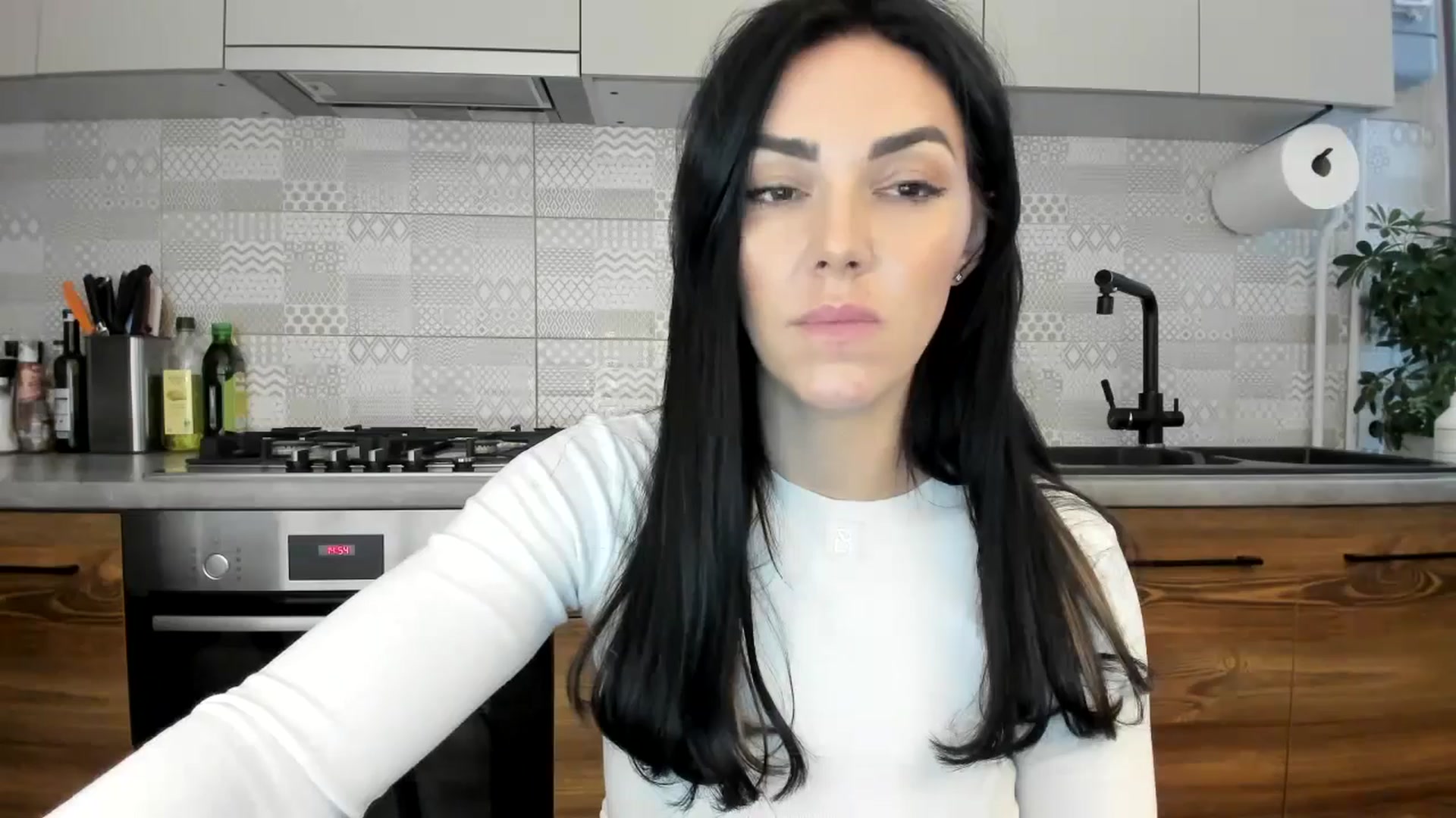 Gallery image thumbnail from MissNelly_'s myfreecams stream on, 11/08/2024, 14:10 image 9 of 20