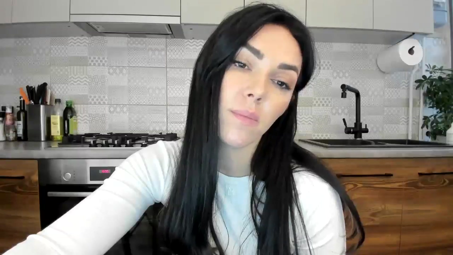 Gallery image thumbnail from MissNelly_'s myfreecams stream on, 11/08/2024, 14:10 image 10 of 20