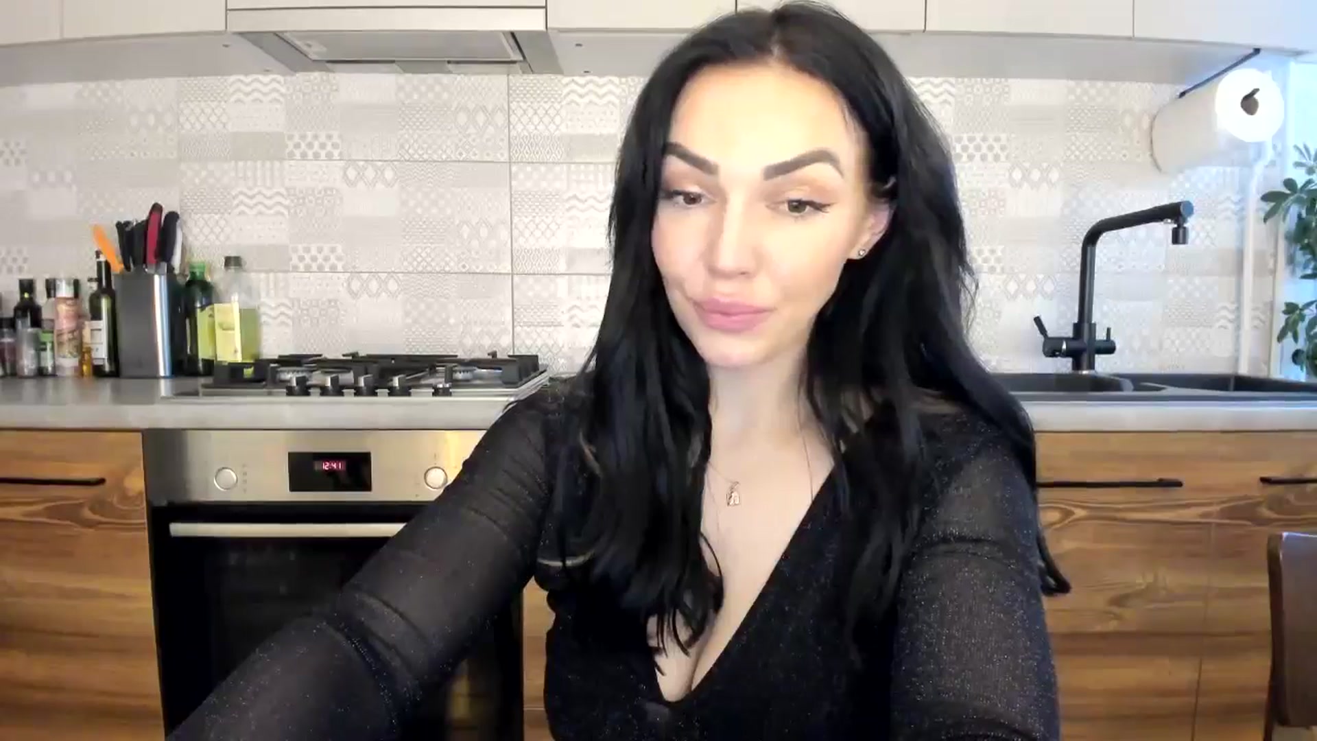 Gallery image thumbnail from MissNelly_'s myfreecams stream on, 11/09/2024, 13:04 image 6 of 20
