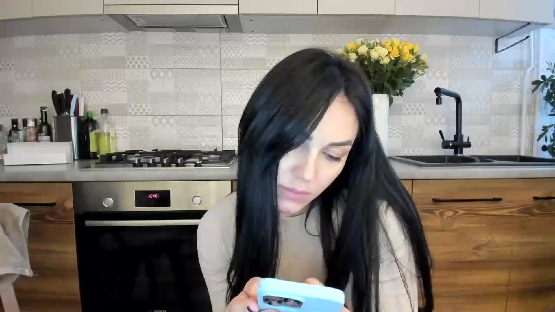 Gallery image thumbnail from MissNelly_'s myfreecams stream on, 11/12/2024, 11:59 image 3 of 20