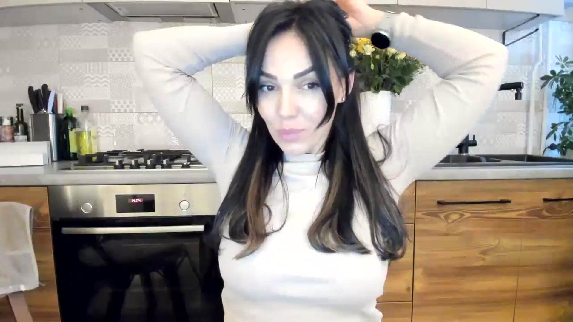 Gallery image thumbnail from MissNelly_'s myfreecams stream on, 11/12/2024, 12:36 image 4 of 20