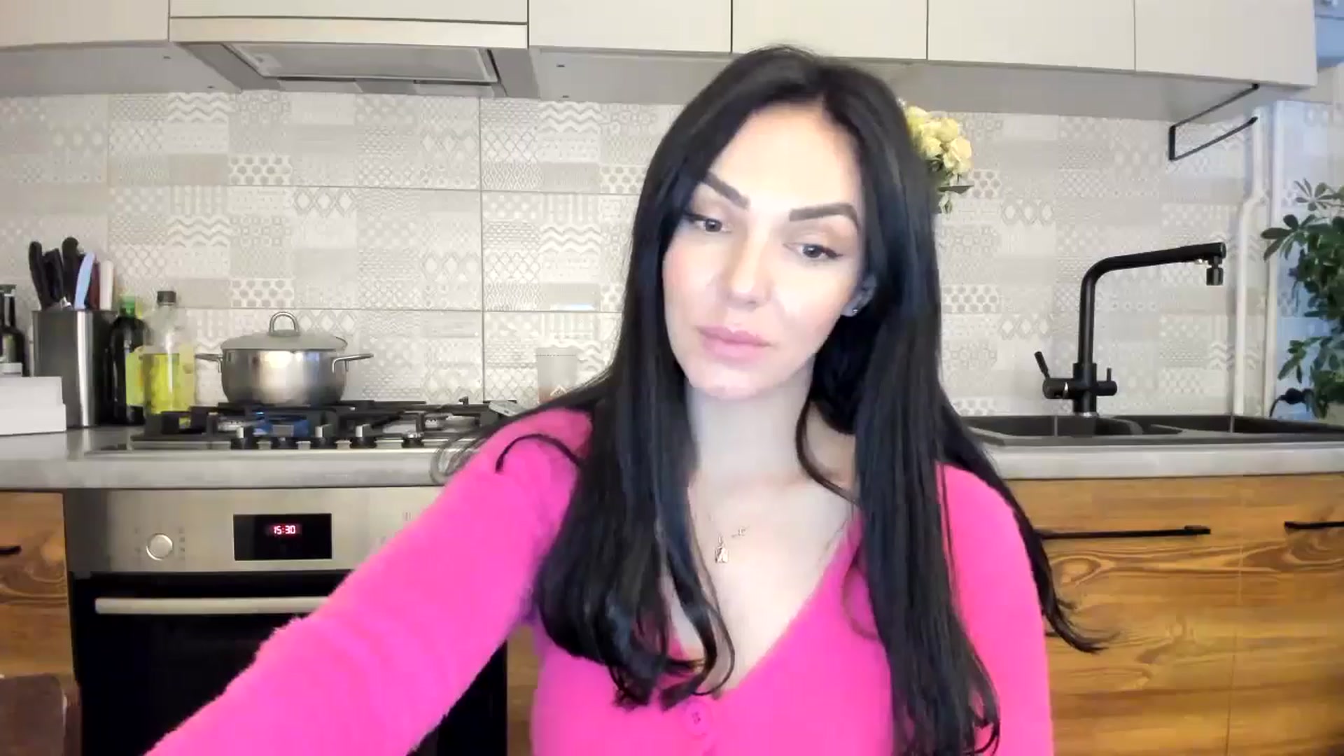 Gallery image thumbnail from MissNelly_'s myfreecams stream on, 11/12/2024, 14:26 image 10 of 20