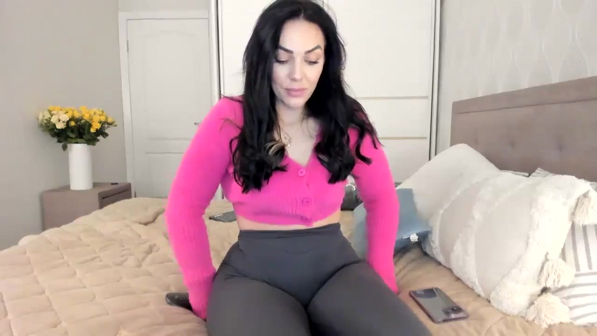 Gallery image thumbnail from MissNelly_'s myfreecams stream on, 11/13/2024, 13:48 image 12 of 20