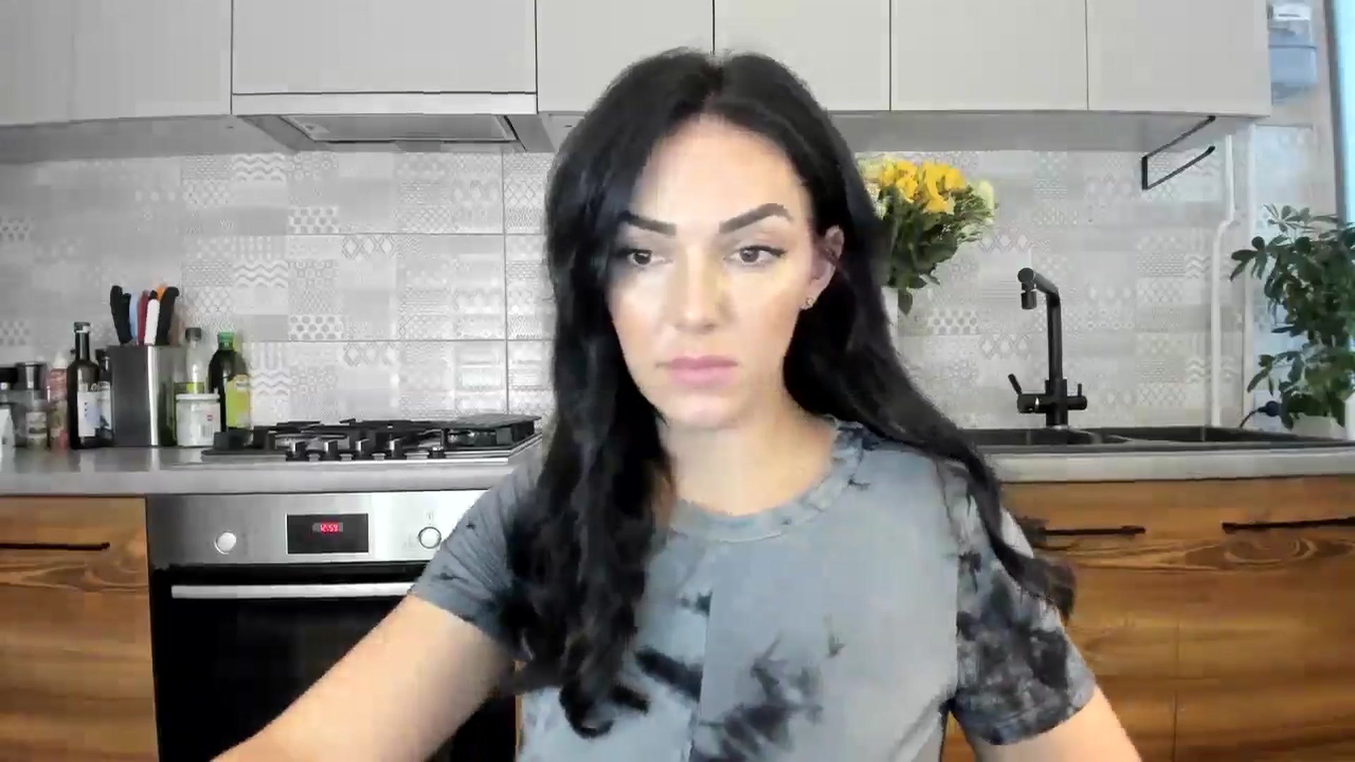 Gallery image thumbnail from MissNelly_'s myfreecams stream on, 11/14/2024, 11:28 image 9 of 20