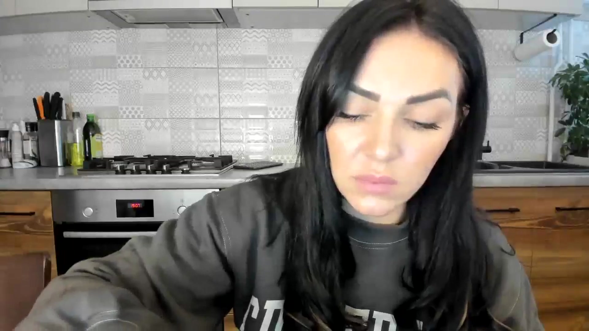 Gallery image thumbnail from MissNelly_'s myfreecams stream on, 11/26/2024, 14:23 image 19 of 20