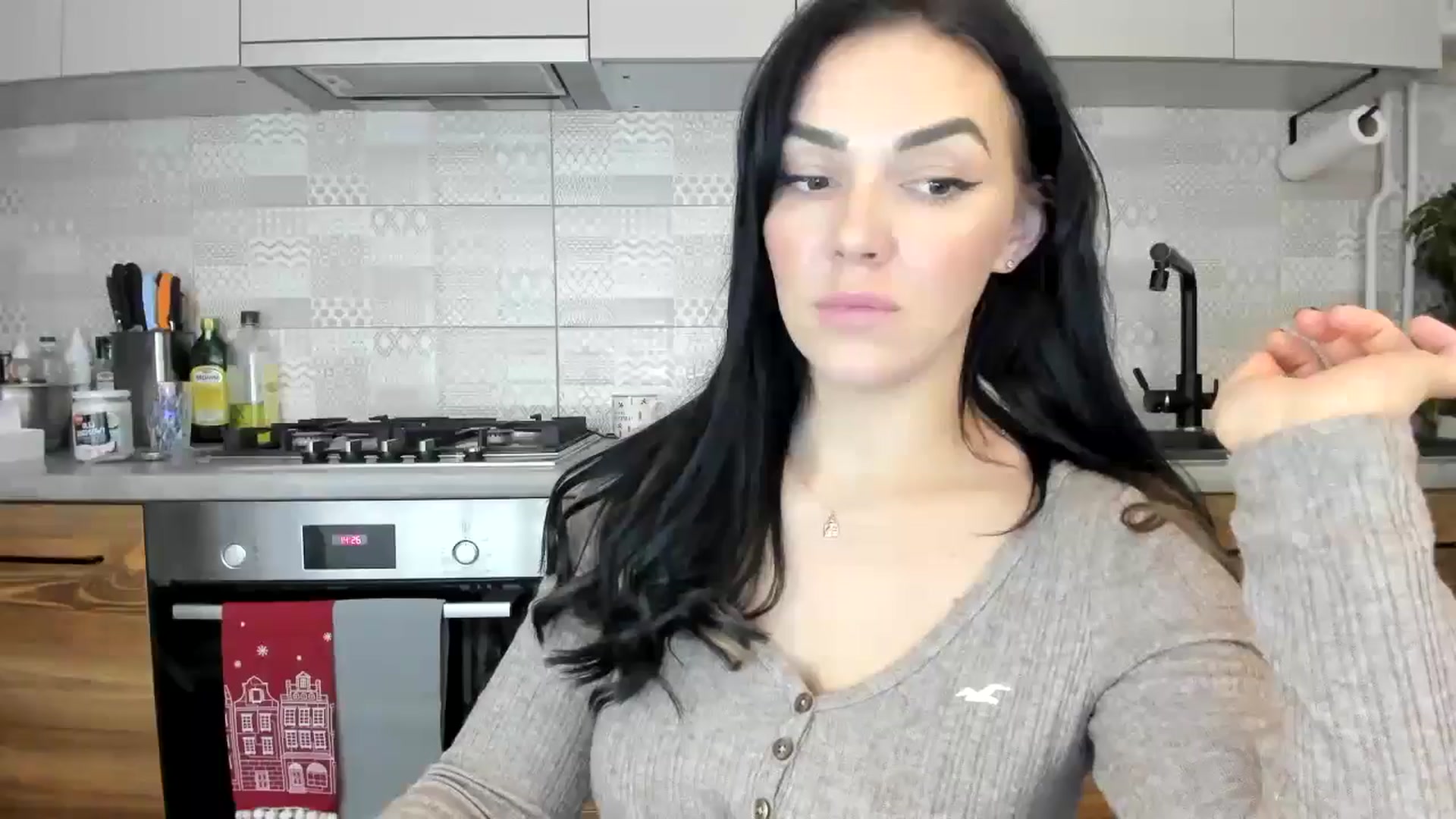 Gallery image thumbnail from MissNelly_'s myfreecams stream on, 12/08/2024, 15:28 image 15 of 20