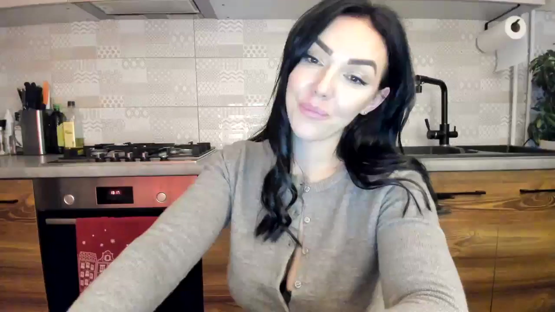 Gallery image thumbnail from MissNelly_'s myfreecams stream on, 12/10/2024, 14:15 image 20 of 20