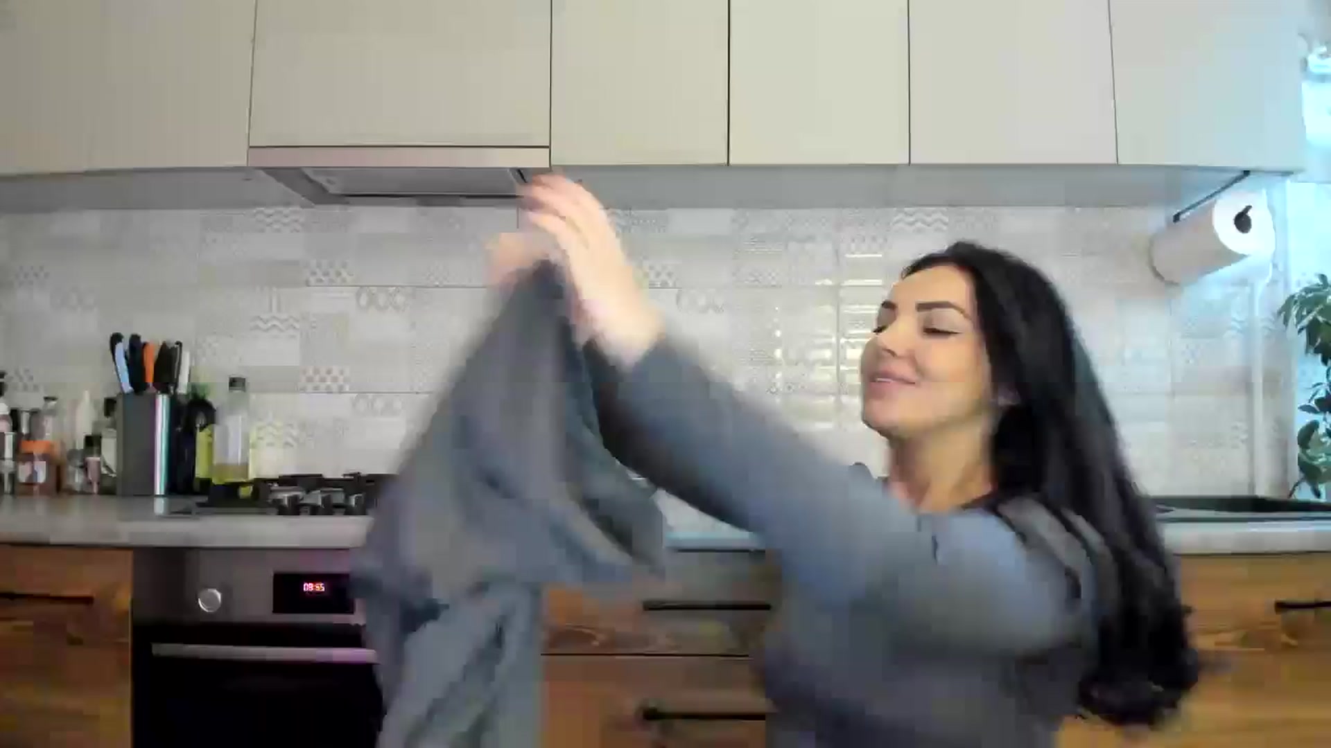 Gallery image thumbnail from MissNelly_'s myfreecams stream on, 12/15/2024, 13:31 image 1 of 20