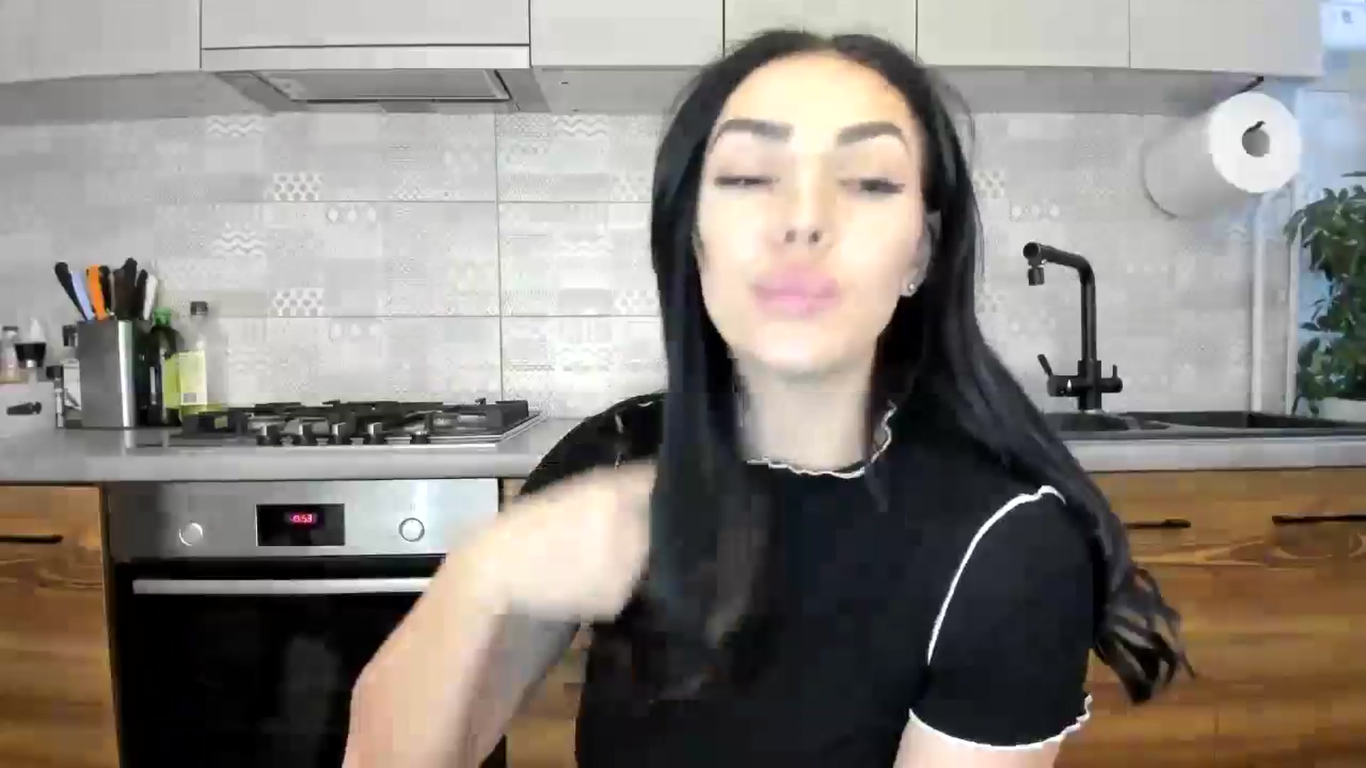 Gallery image thumbnail from MissNelly_'s myfreecams stream on, 12/21/2024, 13:59 image 20 of 20