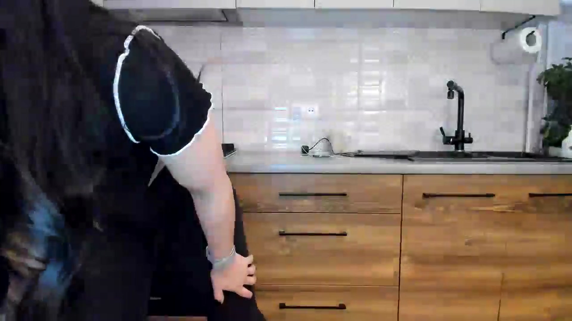 Gallery image thumbnail from MissNelly_'s myfreecams stream on, 12/28/2024, 14:48 image 17 of 20