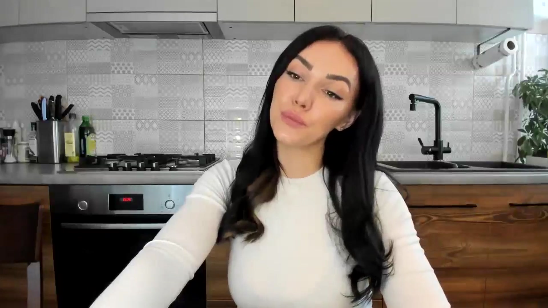 Gallery image thumbnail from MissNelly_'s myfreecams stream on, 01/07/2025, 11:19 image 9 of 20