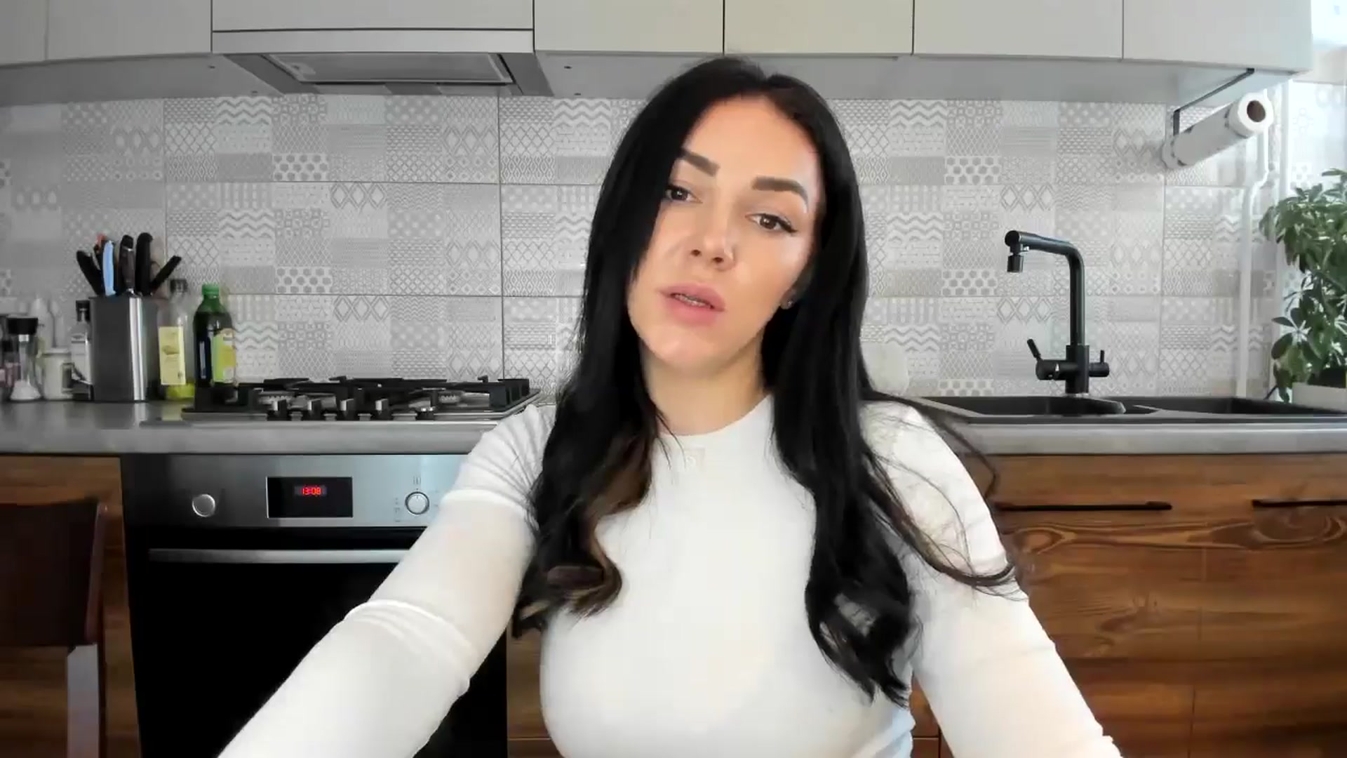 Gallery image thumbnail from MissNelly_'s myfreecams stream on, 01/07/2025, 11:19 image 8 of 20