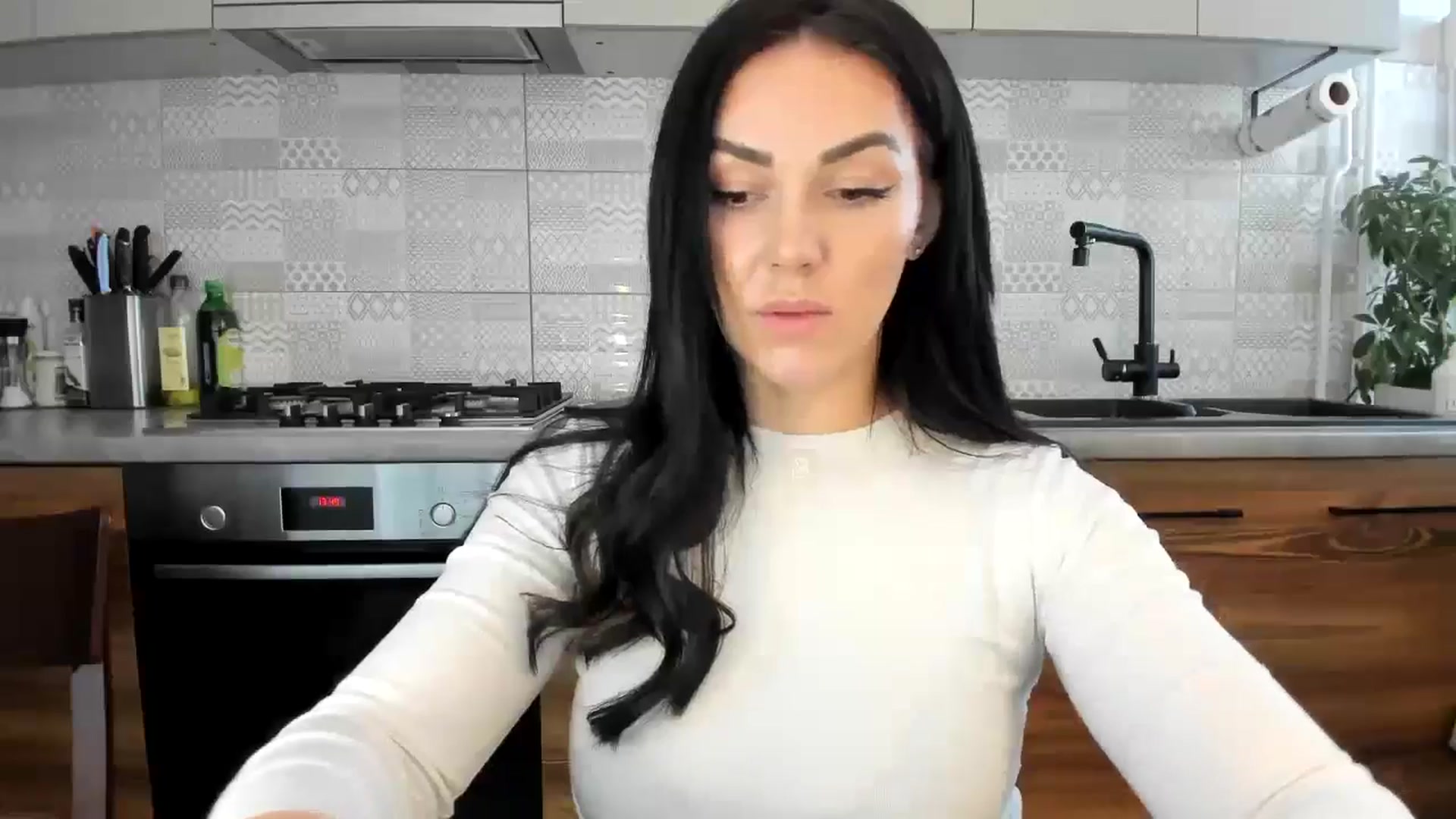 Gallery image thumbnail from MissNelly_'s myfreecams stream on, 01/07/2025, 13:55 image 4 of 20