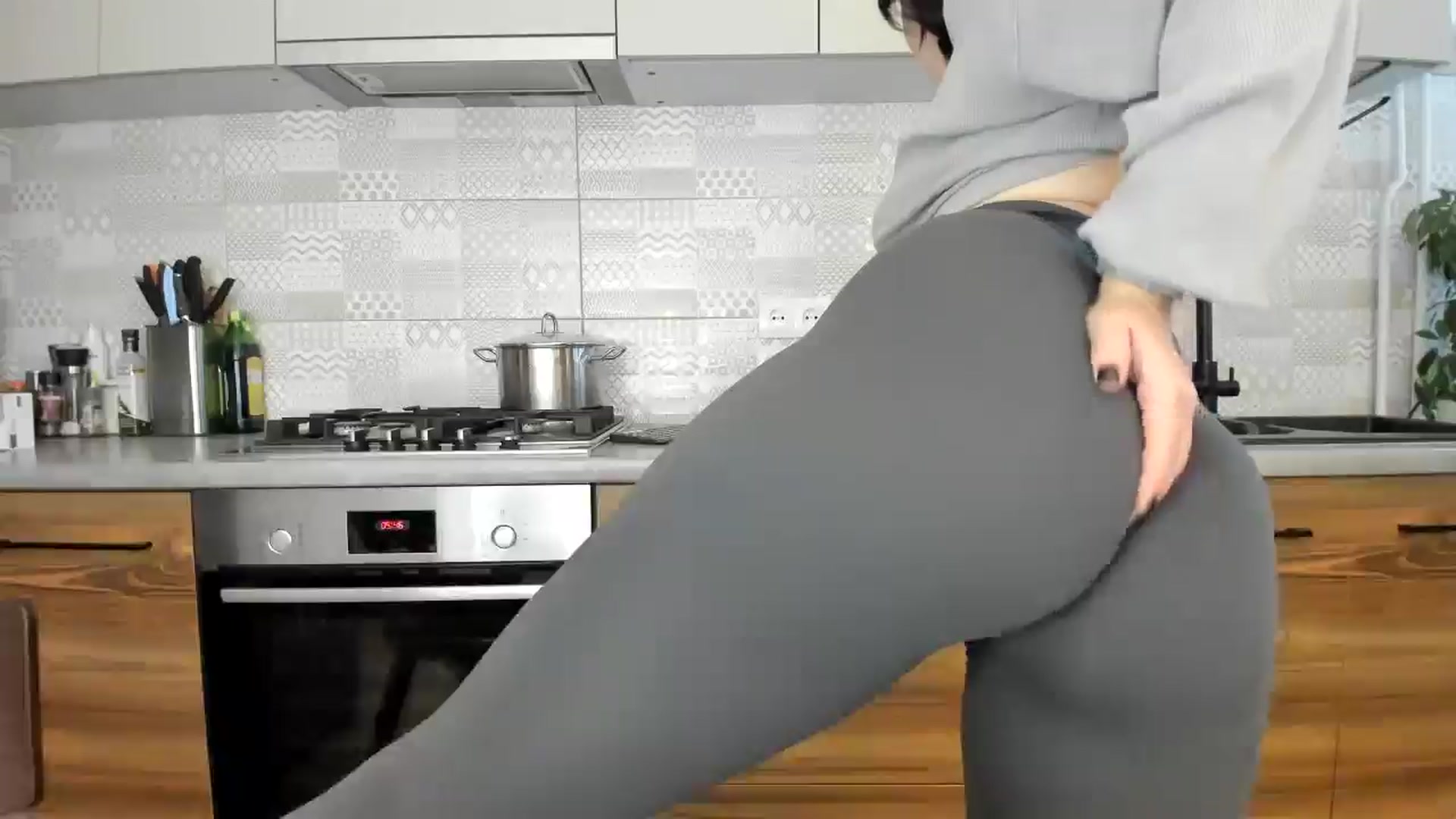 Gallery image thumbnail from MissNelly_'s myfreecams stream on, 01/10/2025, 13:24 image 6 of 20