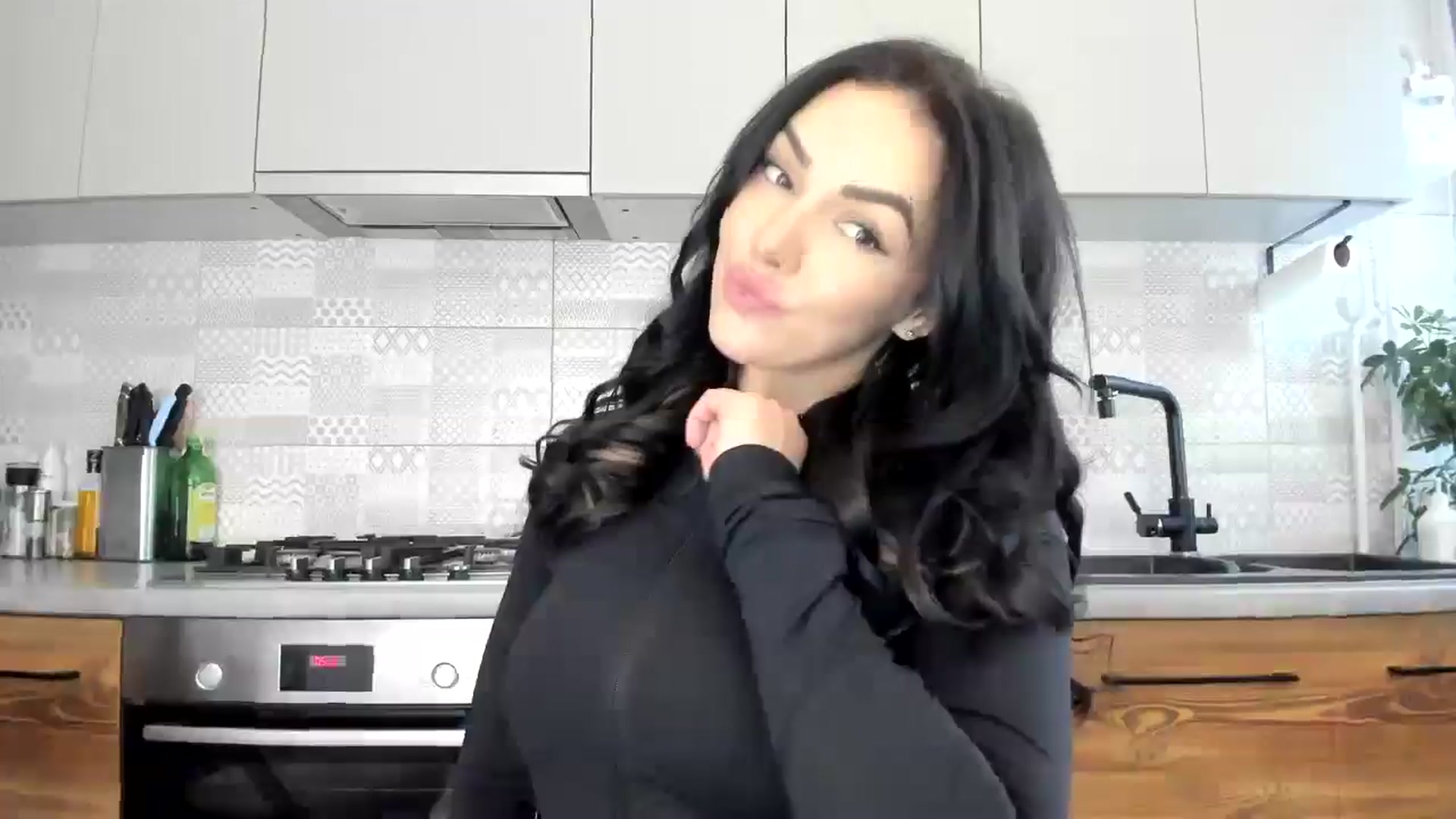 Gallery image thumbnail from MissNelly_'s myfreecams stream on, 01/17/2025, 13:50 image 5 of 20