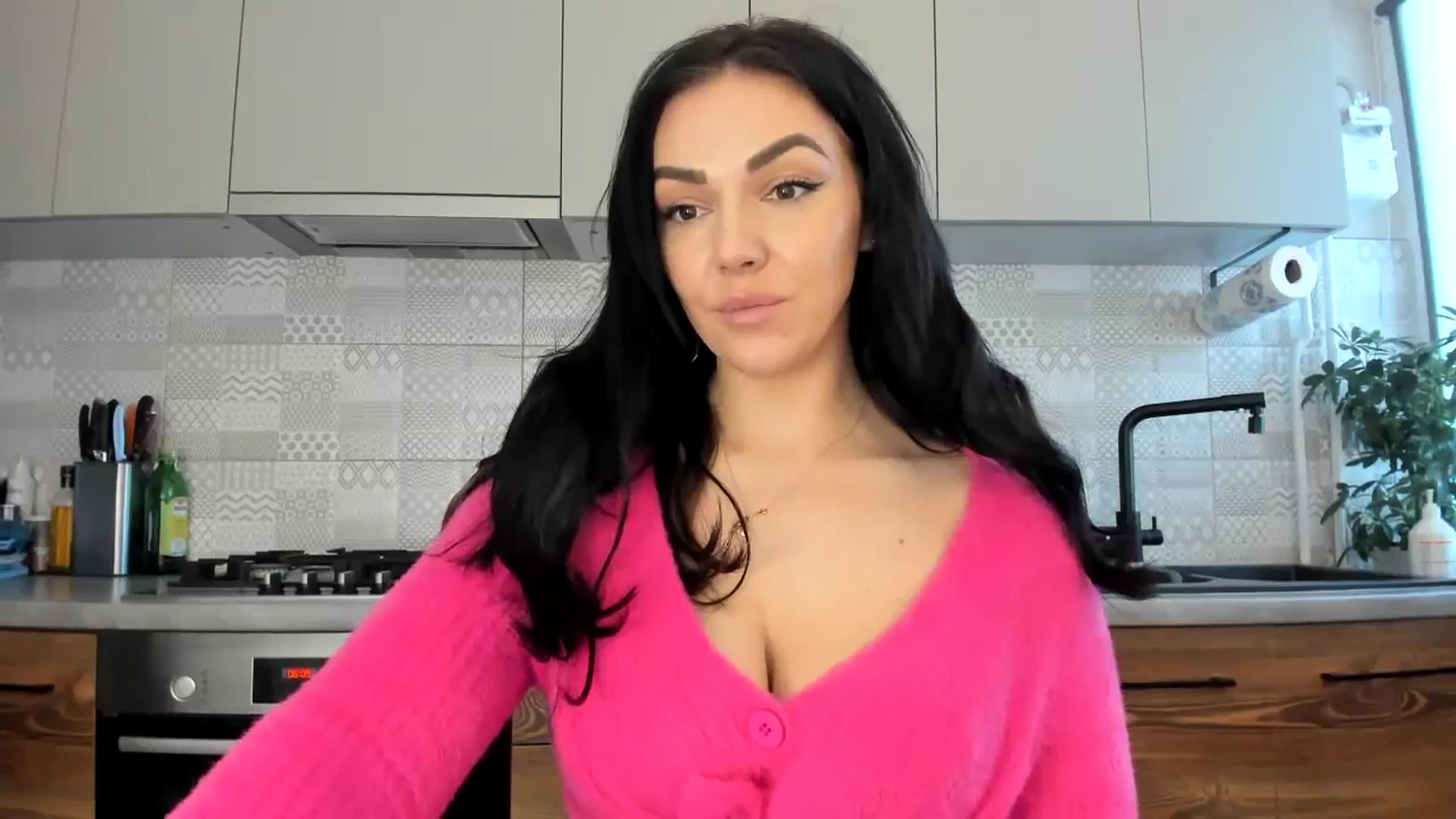 Gallery image thumbnail from MissNelly_'s myfreecams stream on, 01/18/2025, 13:28 image 2 of 20