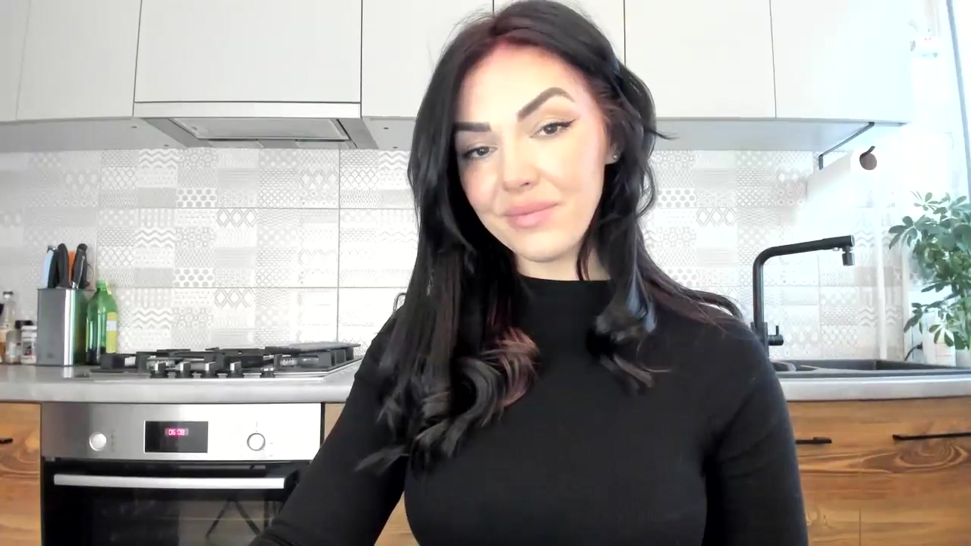Gallery image thumbnail from MissNelly_'s myfreecams stream on, 01/26/2025, 14:32 image 7 of 20