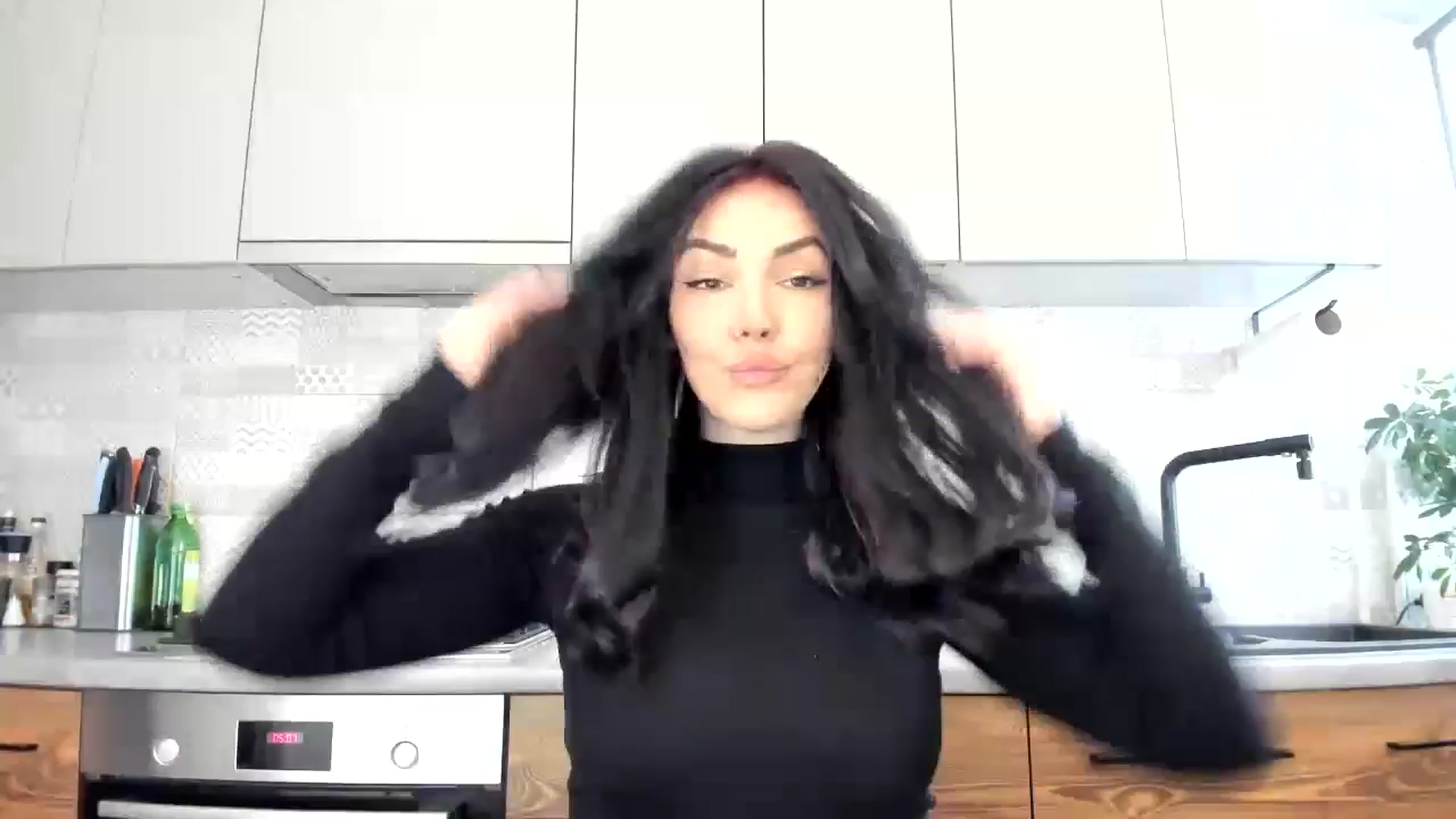 Gallery image thumbnail from MissNelly_'s myfreecams stream on, 01/26/2025, 14:32 image 1 of 20