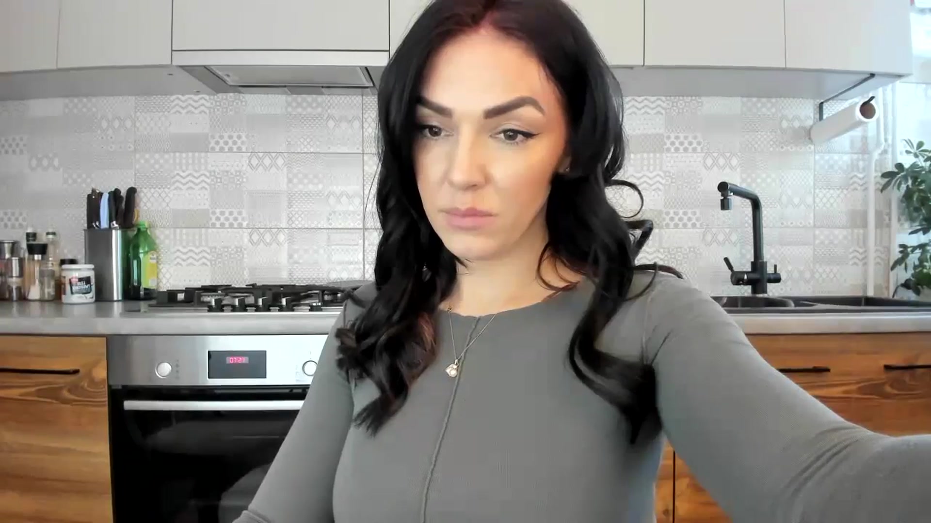 Gallery image thumbnail from MissNelly_'s myfreecams stream on, 01/27/2025, 15:08 image 11 of 20