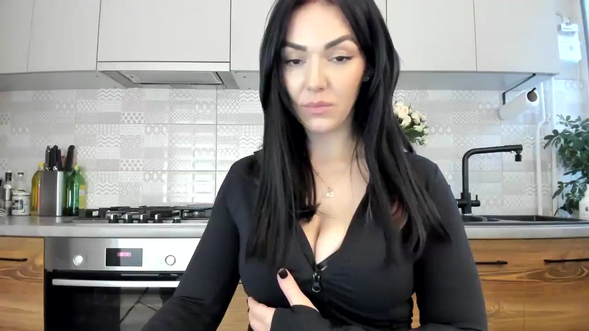 Gallery image thumbnail from MissNelly_'s myfreecams stream on, 01/28/2025, 14:28 image 16 of 20
