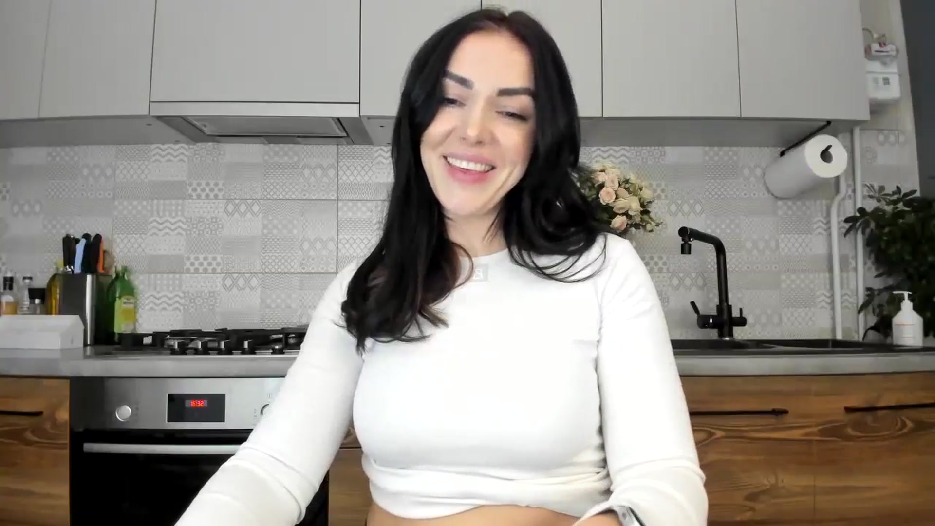Gallery image thumbnail from MissNelly_'s myfreecams stream on, 01/30/2025, 16:02 image 19 of 20