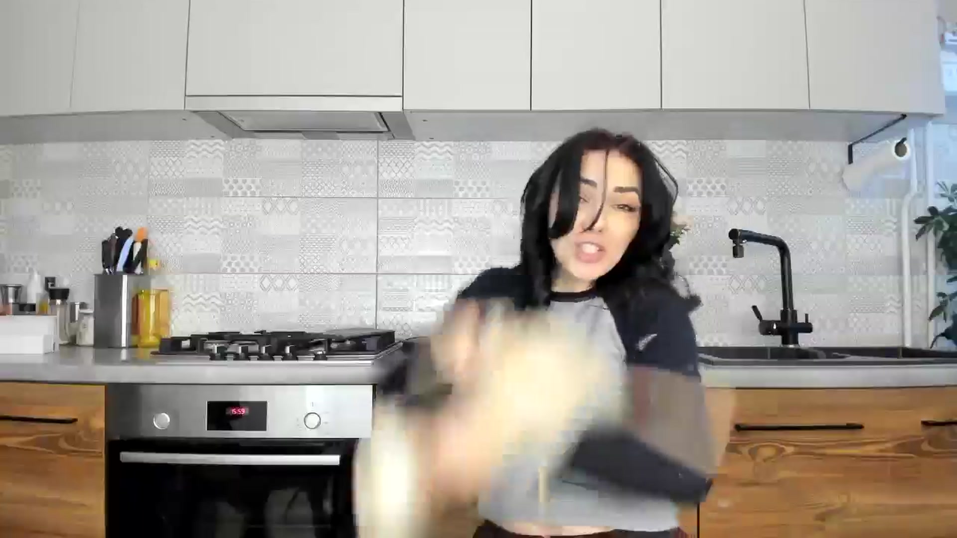 Gallery image thumbnail from MissNelly_'s myfreecams stream on, 02/08/2025, 15:19 image 20 of 20