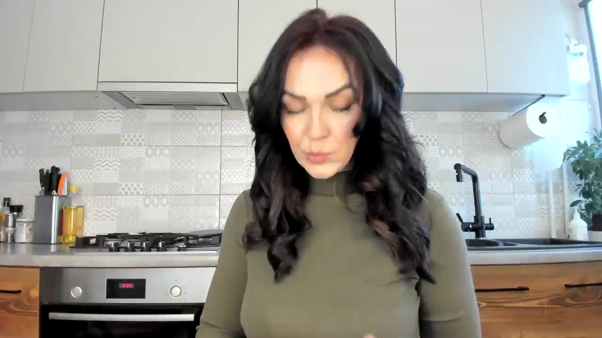 Gallery image thumbnail from MissNelly_'s myfreecams stream on, 02/09/2025, 11:43 image 11 of 20