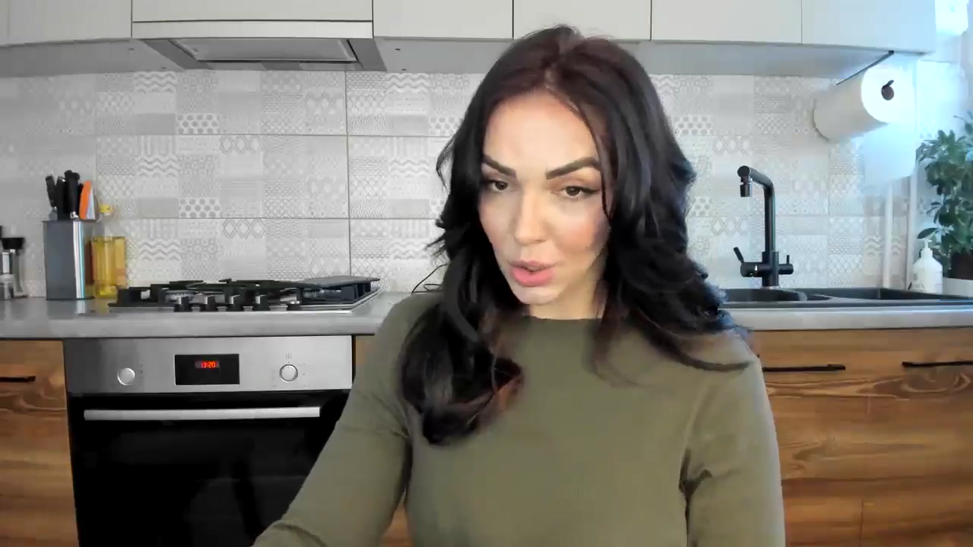 Gallery image thumbnail from MissNelly_'s myfreecams stream on, 02/09/2025, 14:33 image 3 of 20