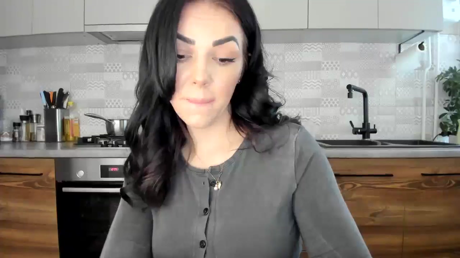 Gallery image thumbnail from MissNelly_'s myfreecams stream on, 02/19/2025, 11:14 image 18 of 20
