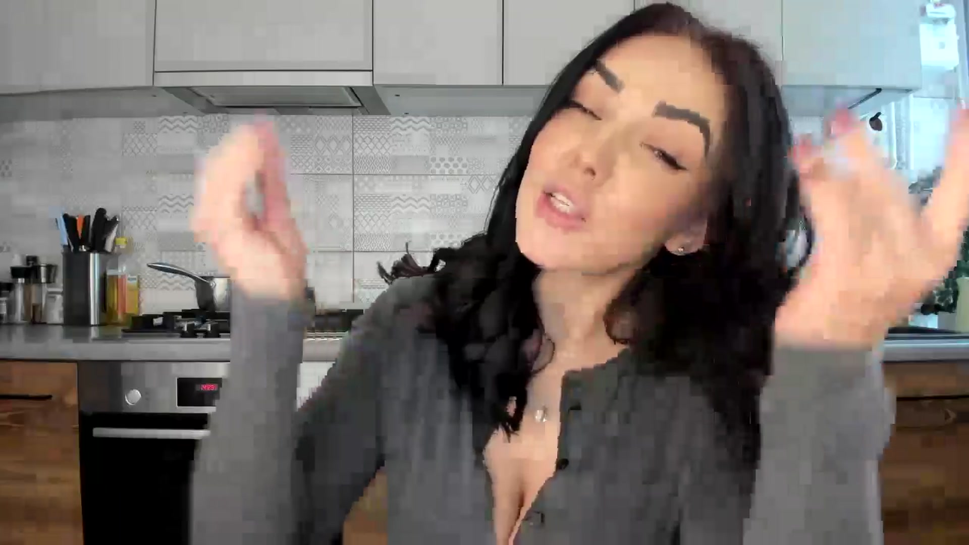 Gallery image thumbnail from MissNelly_'s myfreecams stream on, 02/19/2025, 13:45 image 19 of 20