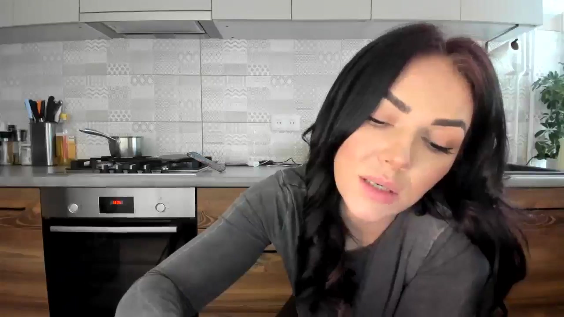 Gallery image thumbnail from MissNelly_'s myfreecams stream on, 02/19/2025, 13:45 image 7 of 20