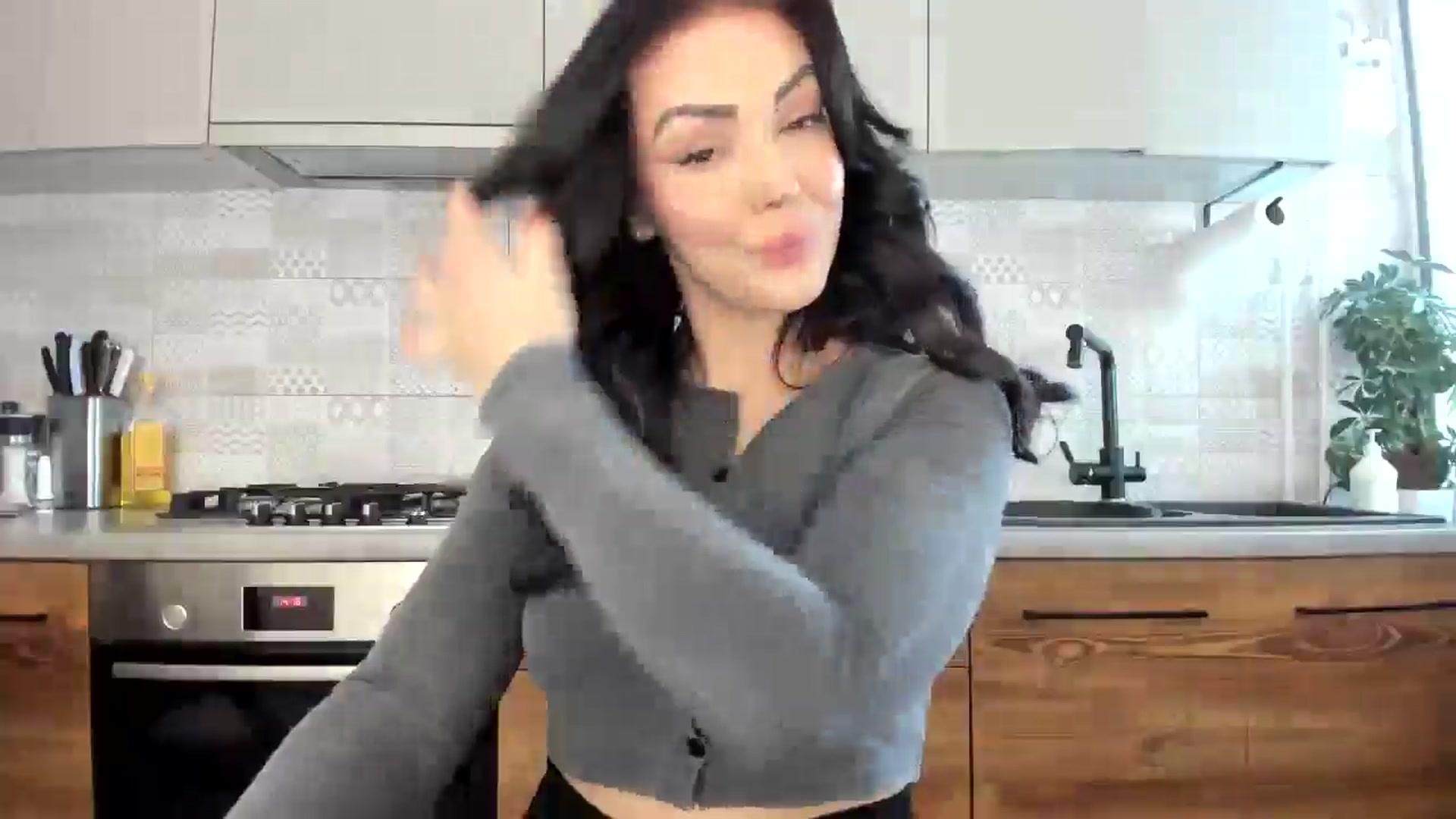 Gallery image thumbnail from MissNelly_'s myfreecams stream on, 02/21/2025, 15:14 image 5 of 20