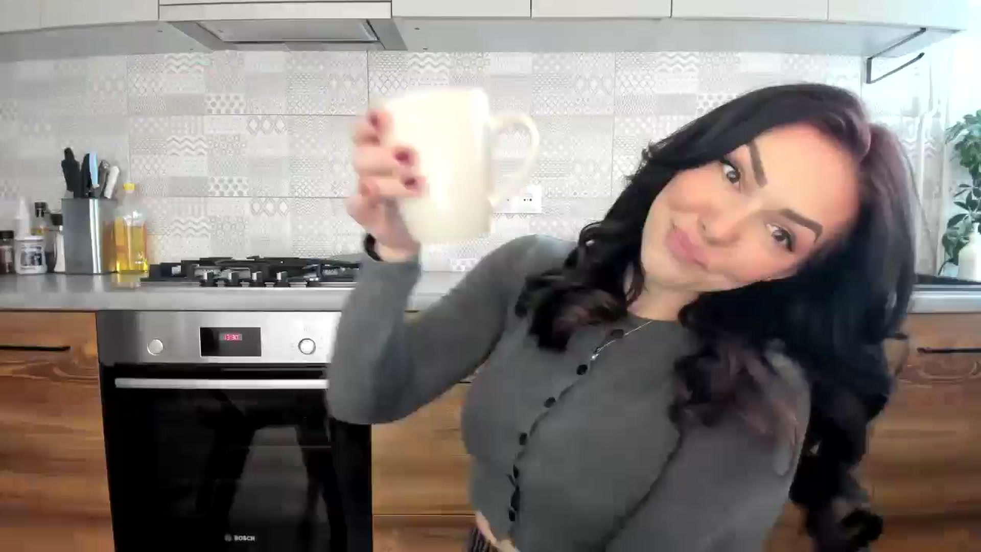 Gallery image thumbnail from MissNelly_'s myfreecams stream on, 02/22/2025, 15:43 image 1 of 20