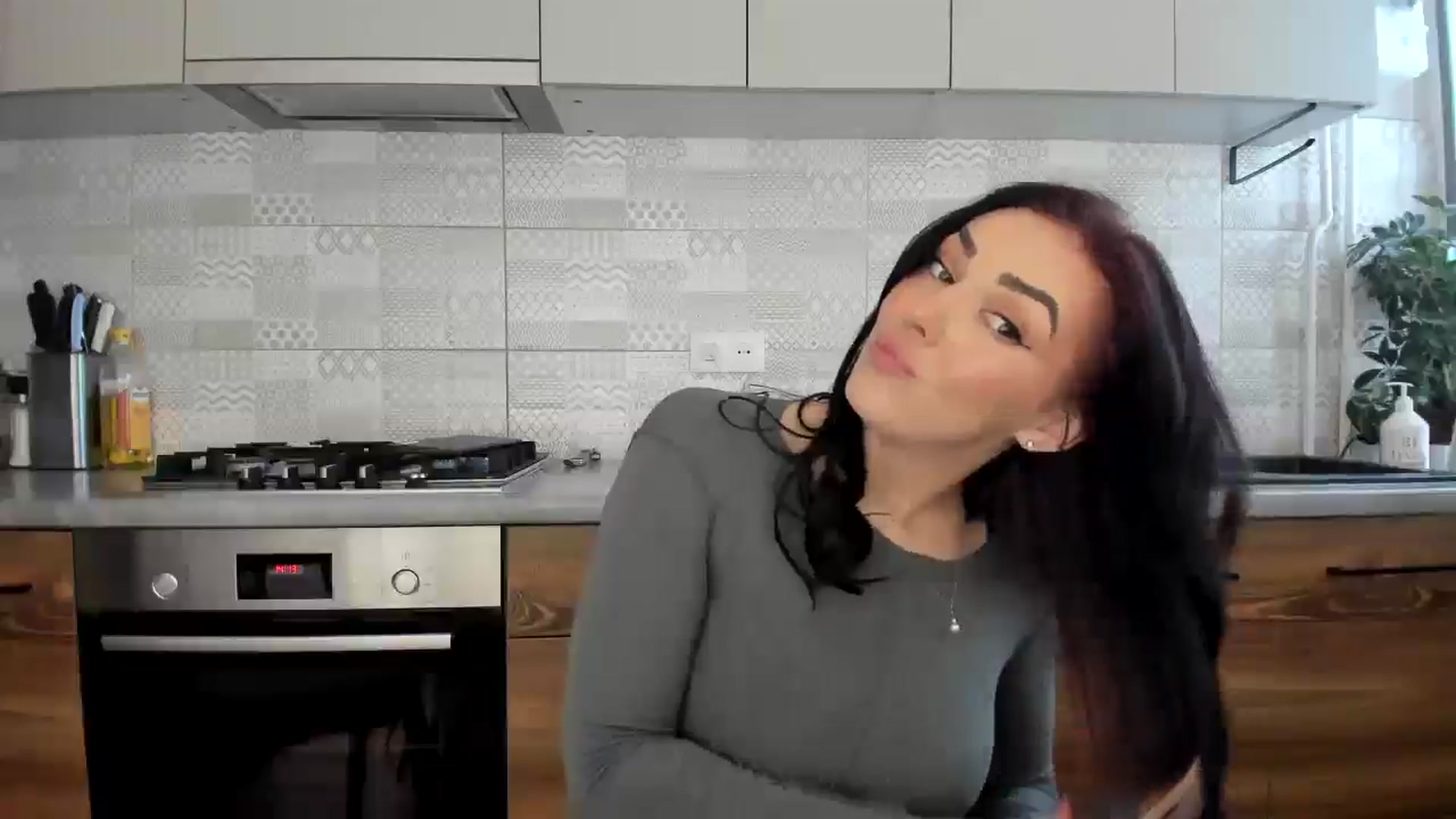 Gallery image thumbnail from MissNelly_'s myfreecams stream on, 02/24/2025, 15:03 image 2 of 20