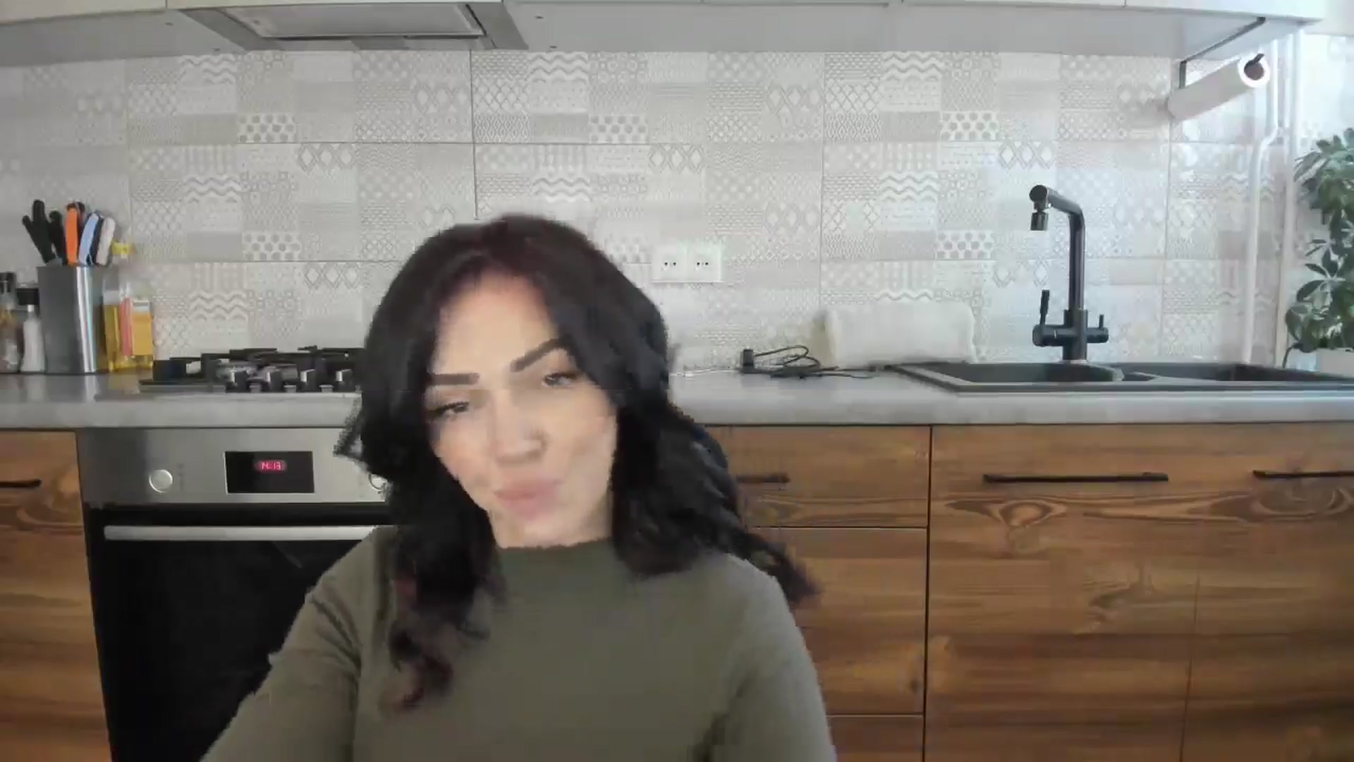 Gallery image thumbnail from MissNelly_'s myfreecams stream on, 02/26/2025, 14:44 image 12 of 20
