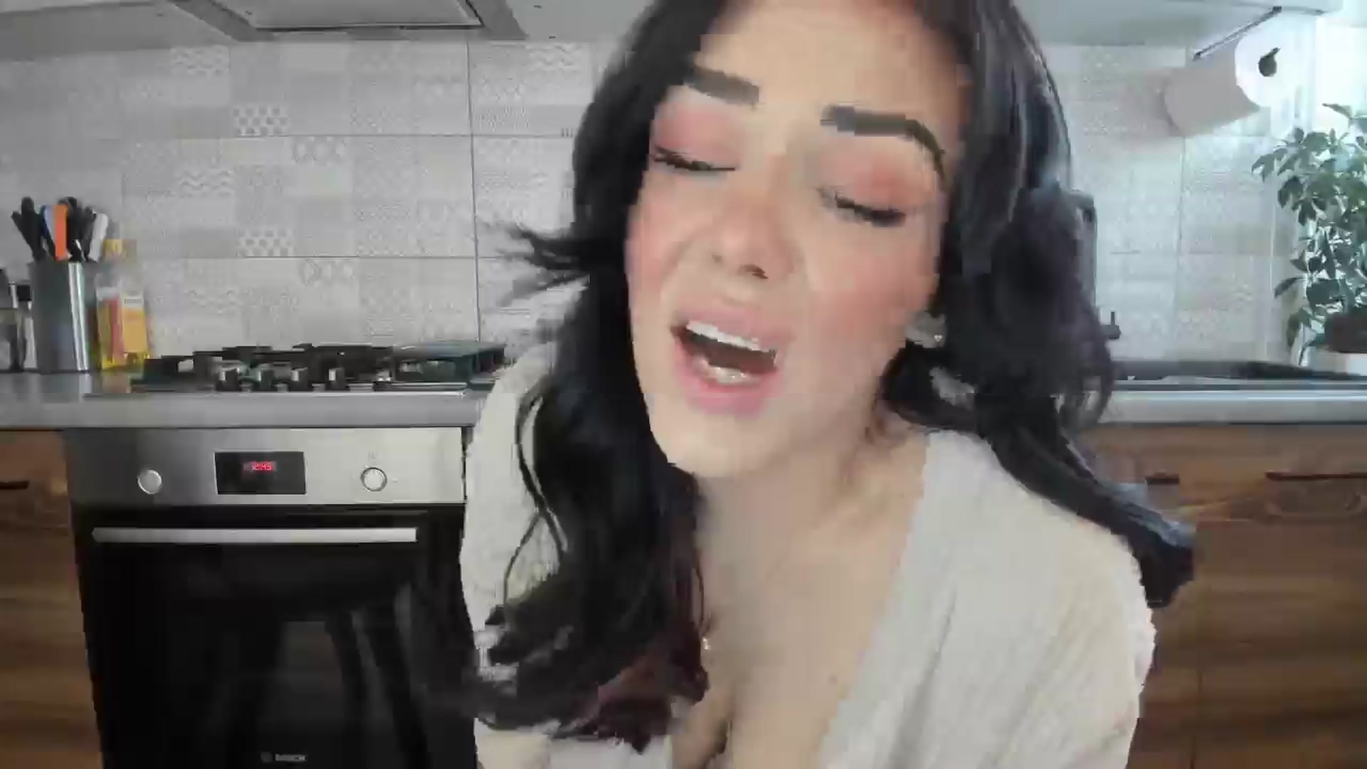 Gallery image thumbnail from MissNelly_'s myfreecams stream on, 02/27/2025, 13:26 image 3 of 20