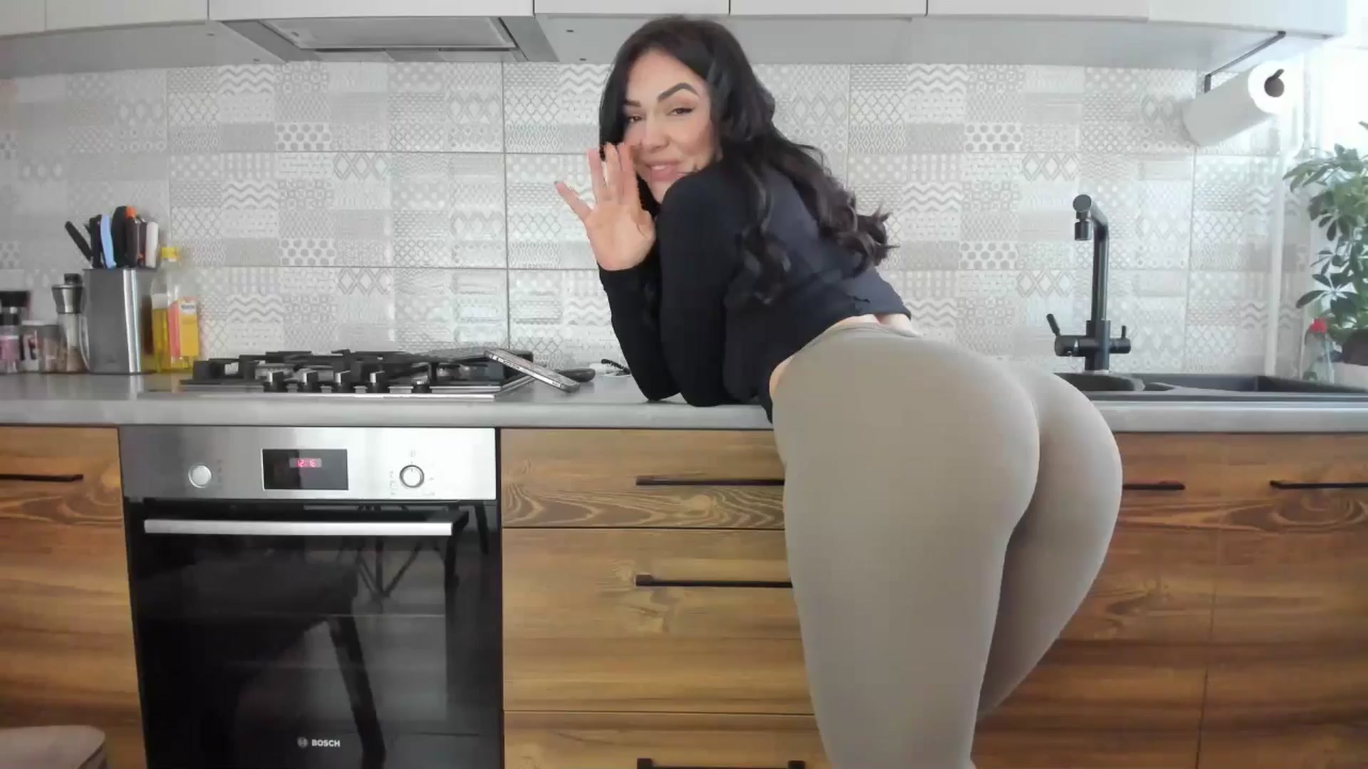 Gallery image thumbnail from MissNelly_'s myfreecams stream on, 03/06/2025, 11:32 image 14 of 20