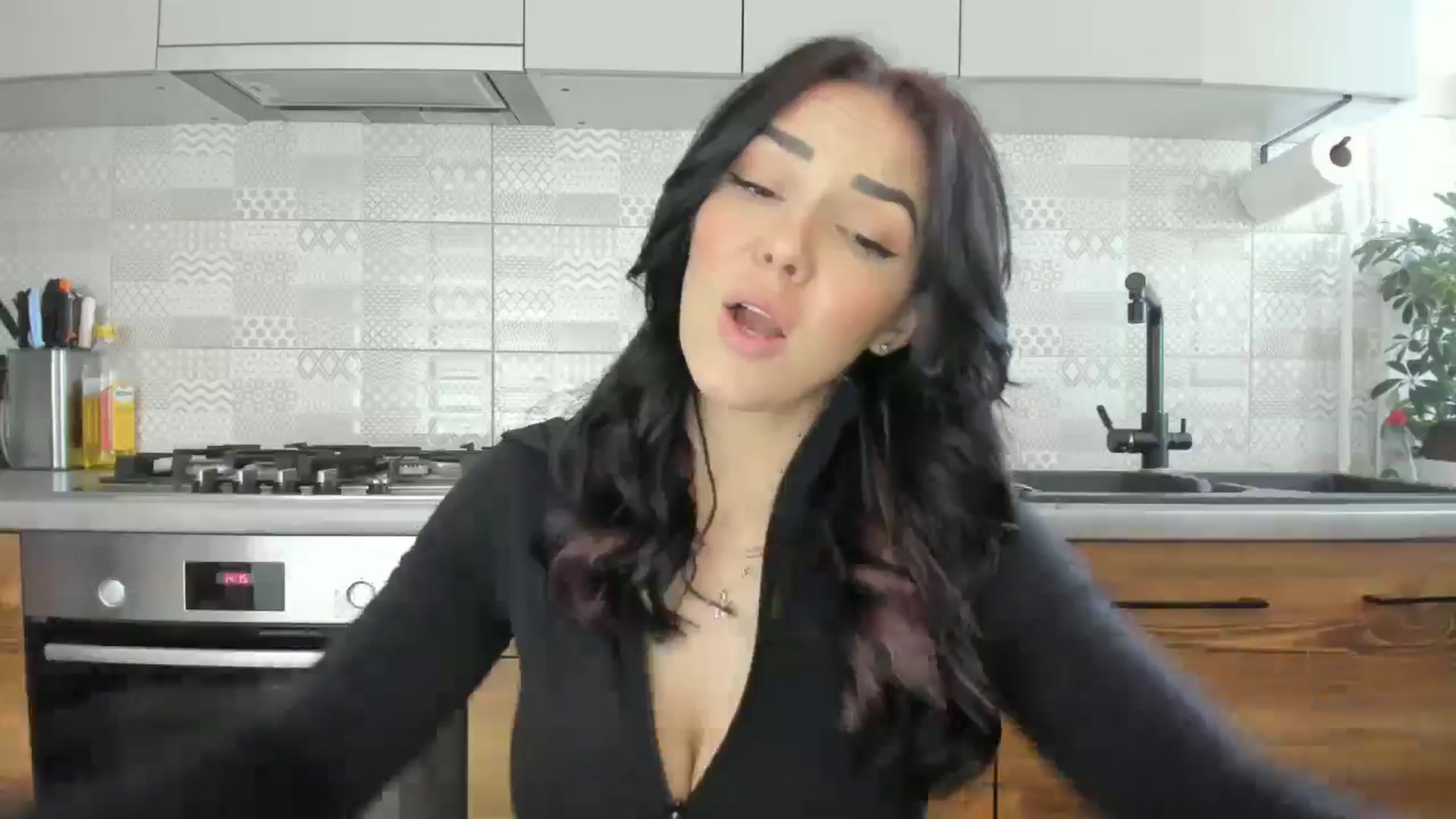Gallery image thumbnail from MissNelly_'s myfreecams stream on, 03/06/2025, 14:02 image 16 of 20